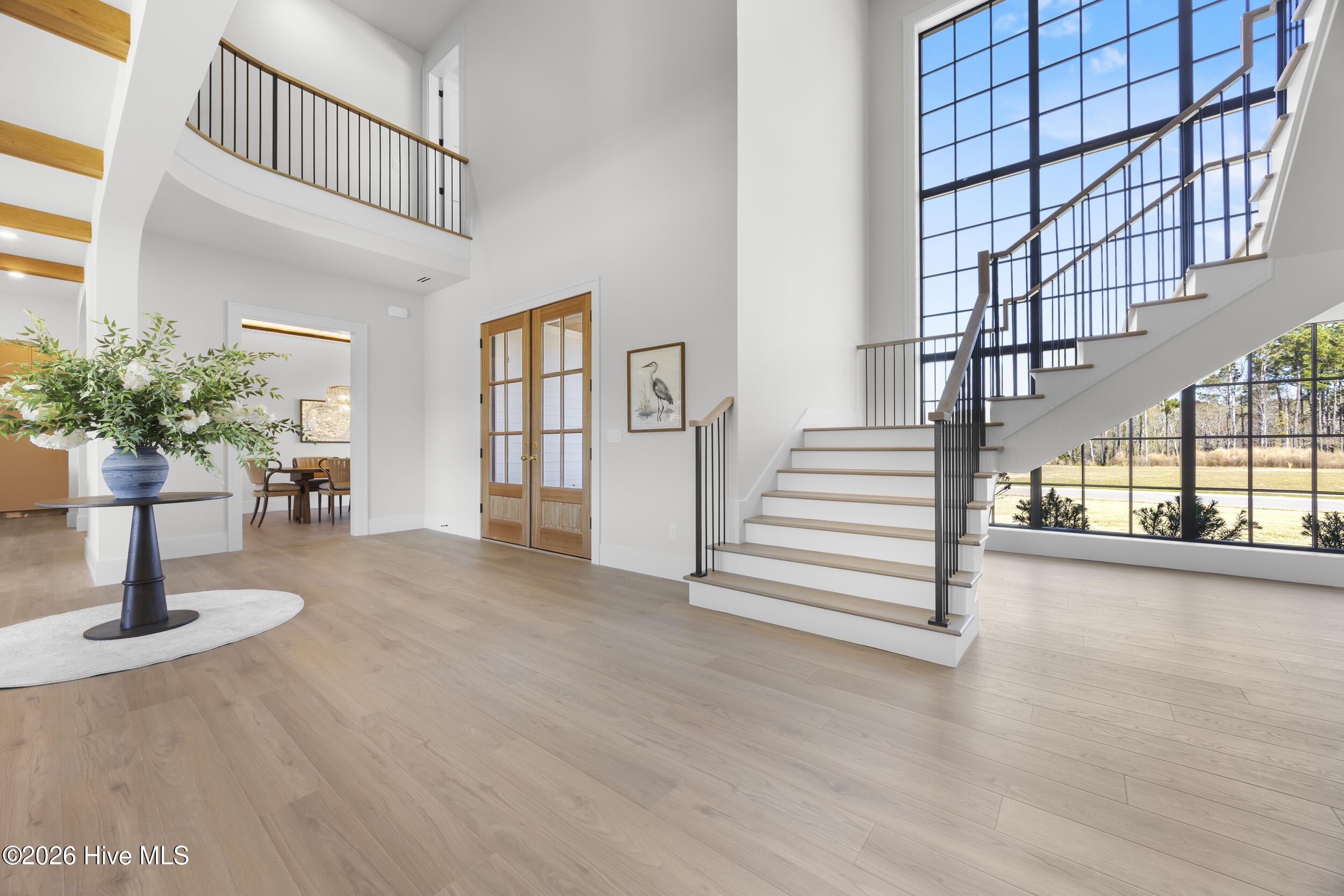 100561987 | Photo 13