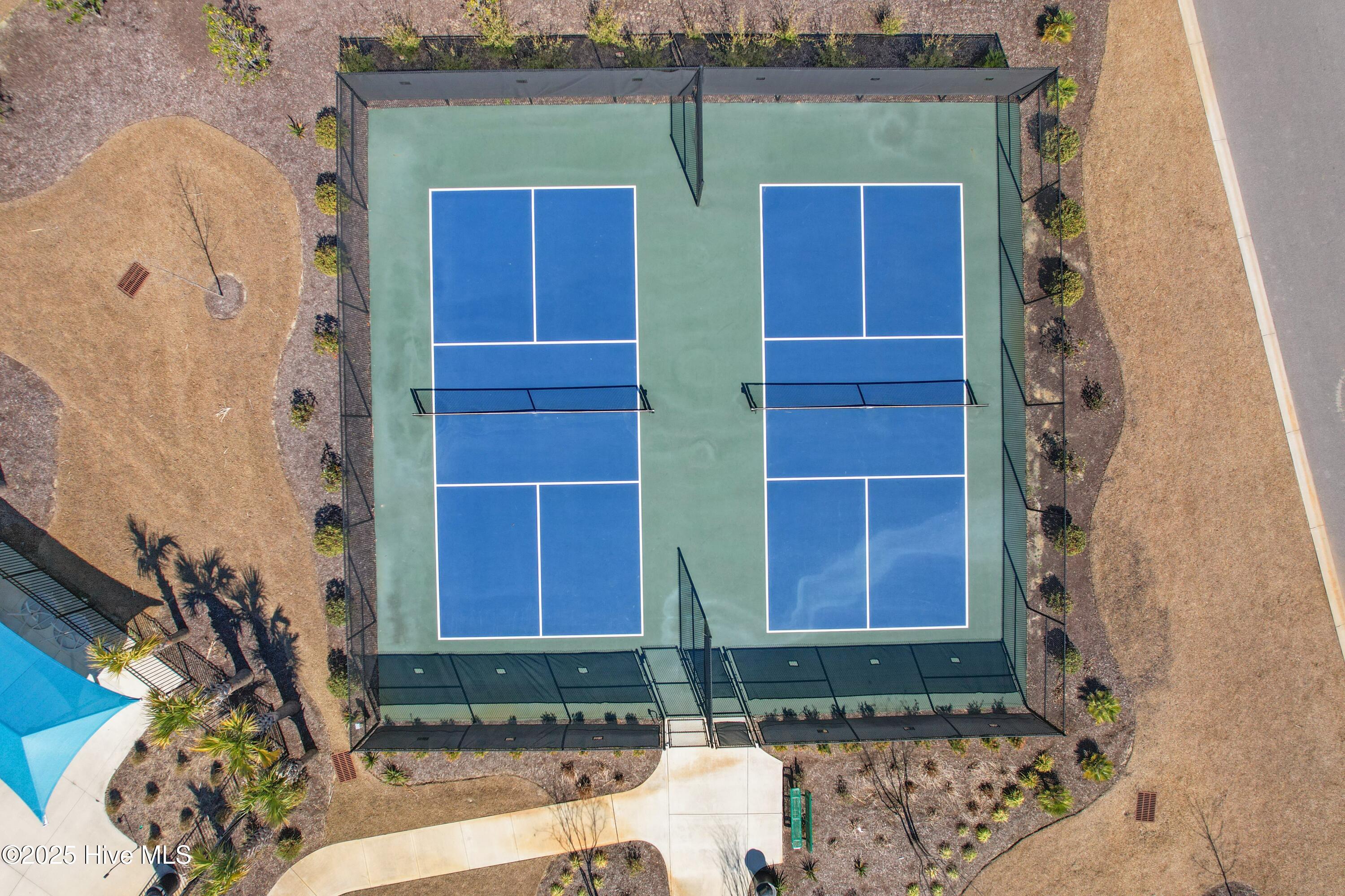 100532742 | Photo 49