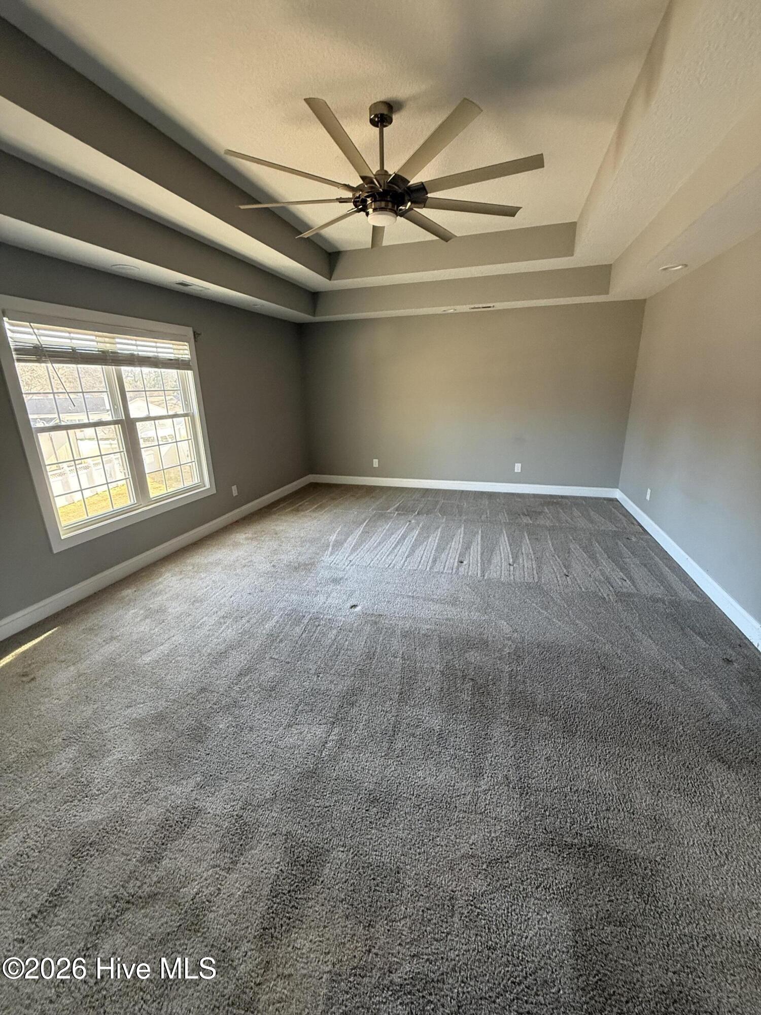 100551425 | Photo 15