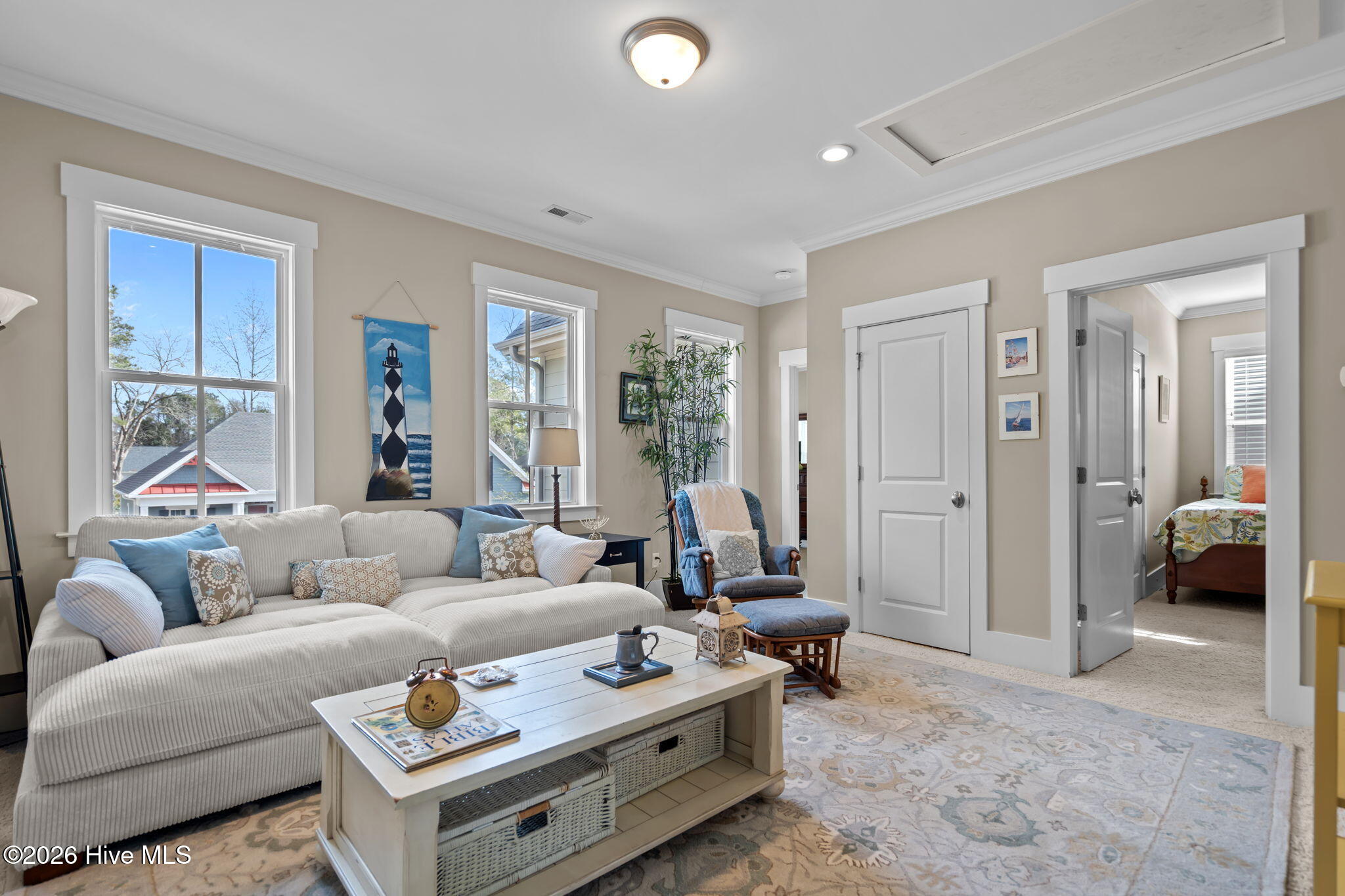 100547967 | Photo 30