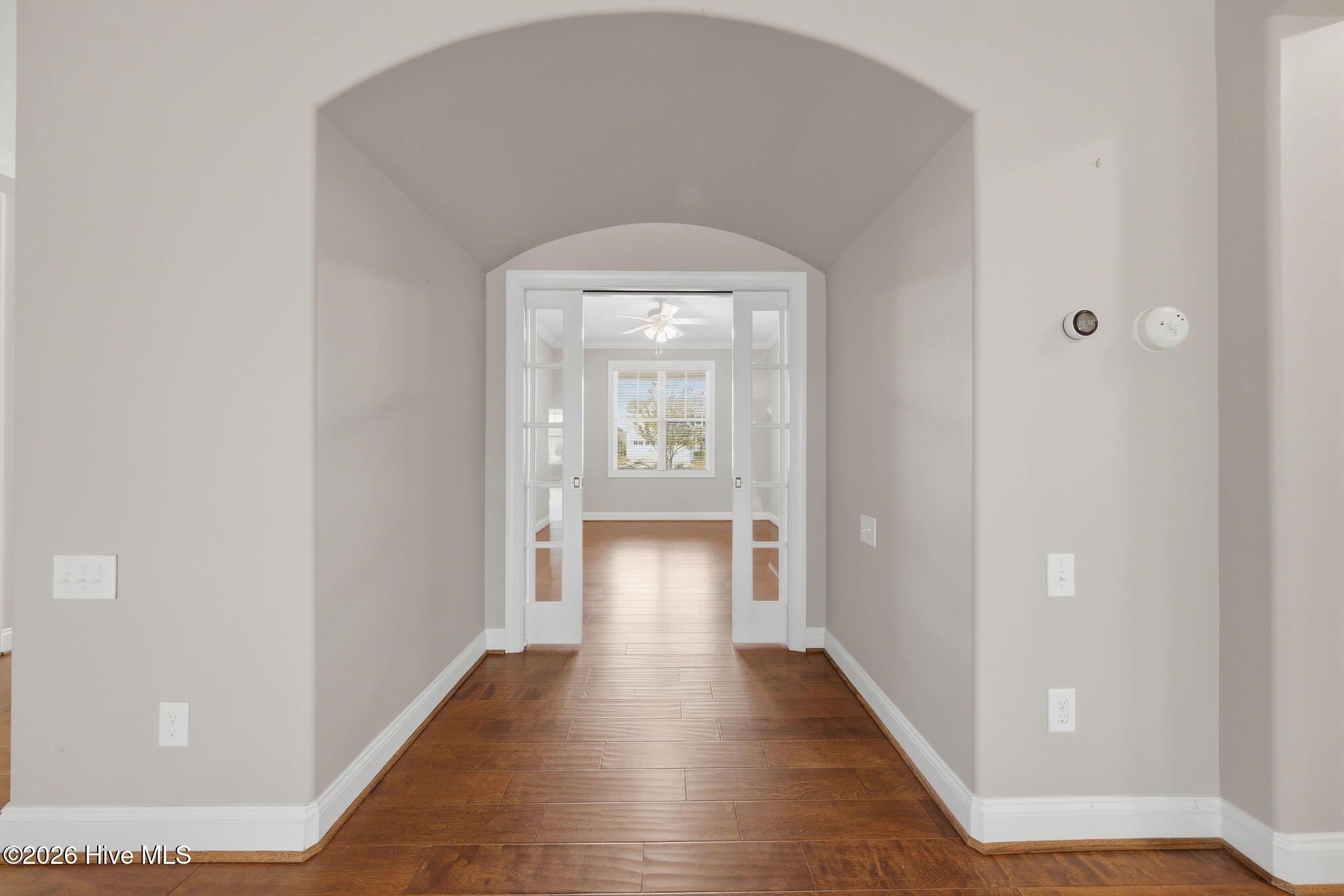 100518693 | Photo 13