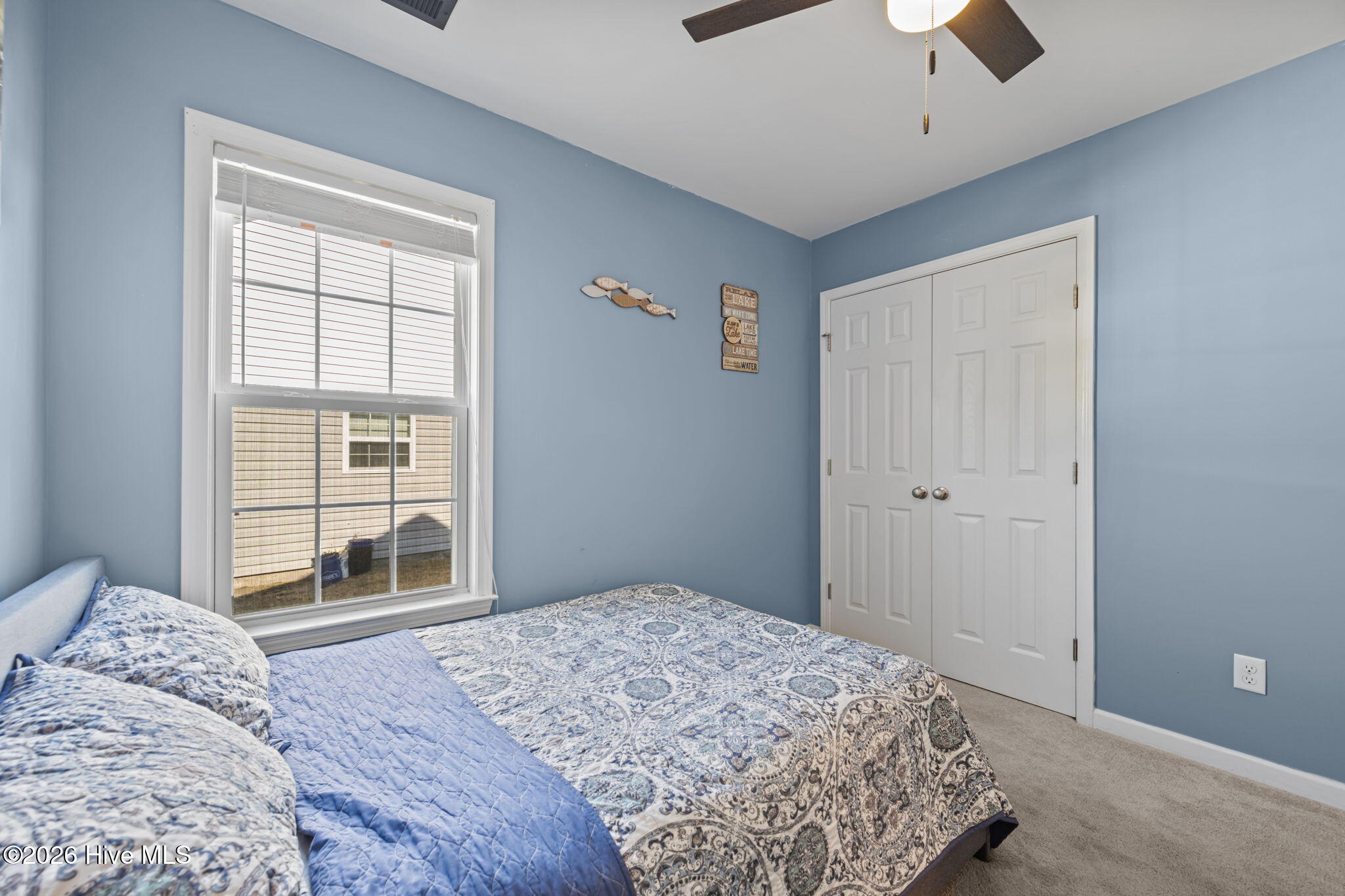 100558999 | Photo 33