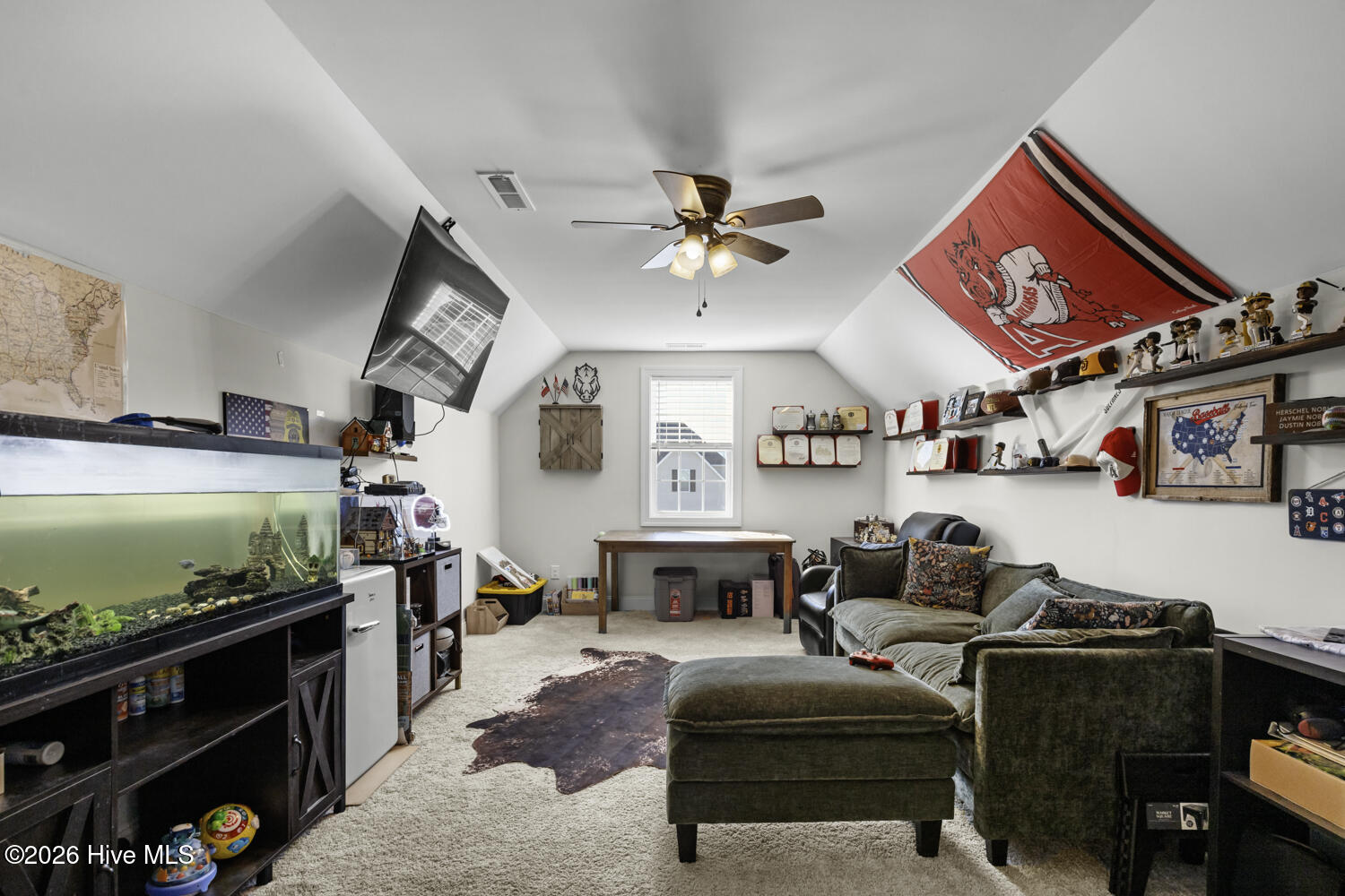 100549139 | Photo 39