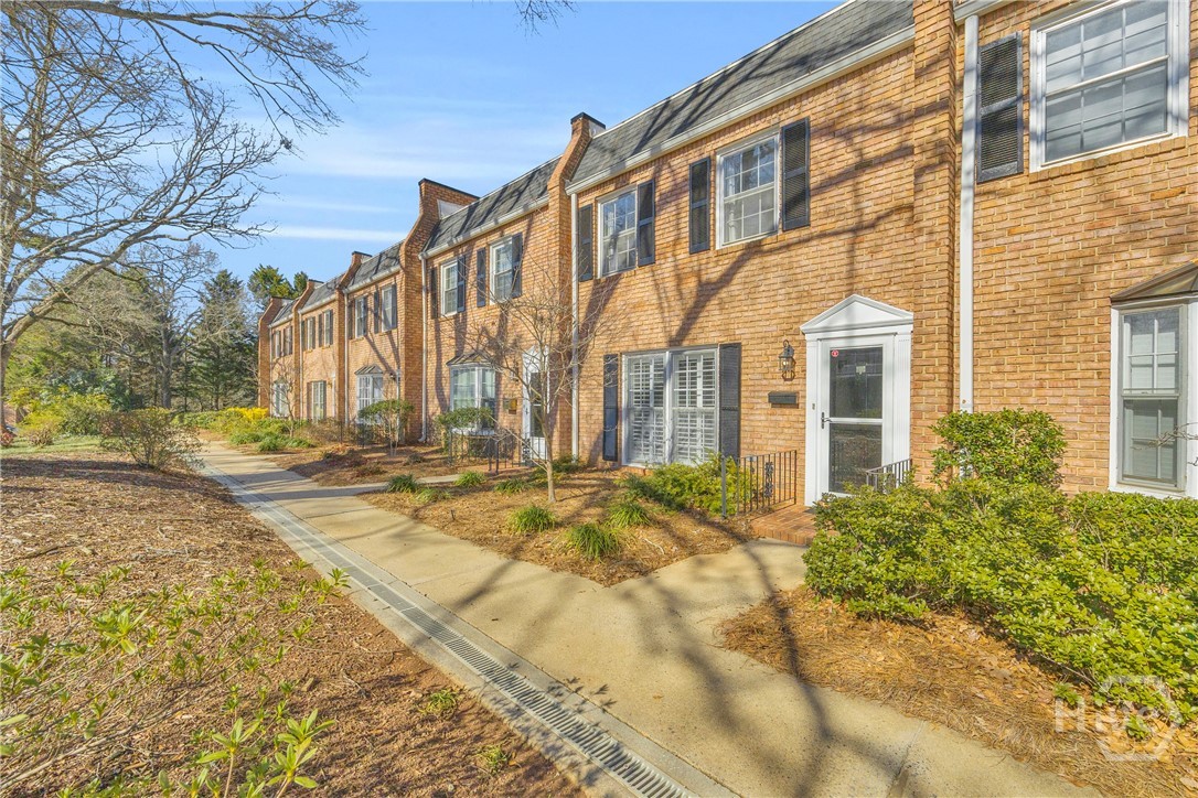 Property at 29 N Stratford Dr