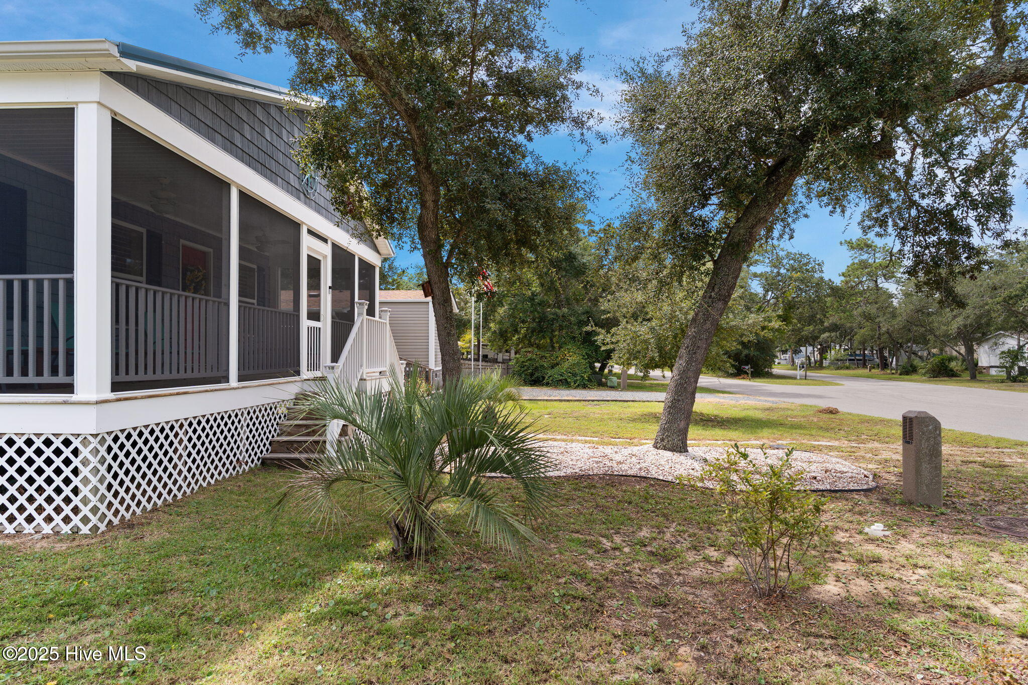 100529995 | Photo 29