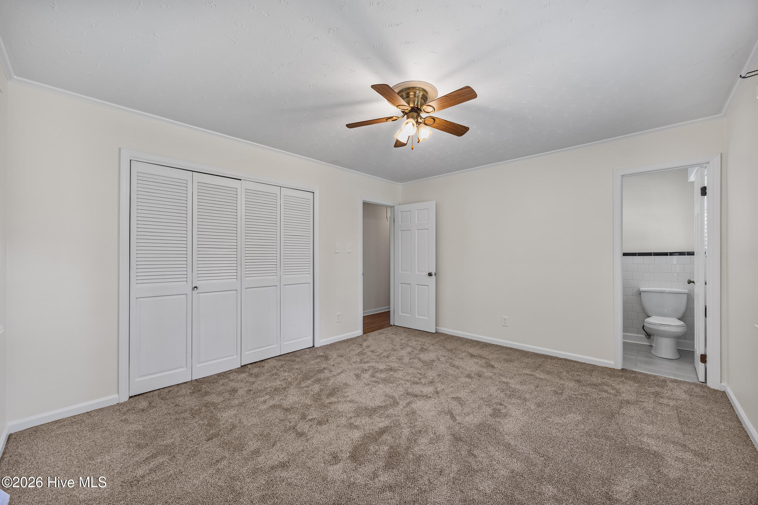 5 Forest Court,Jacksonville