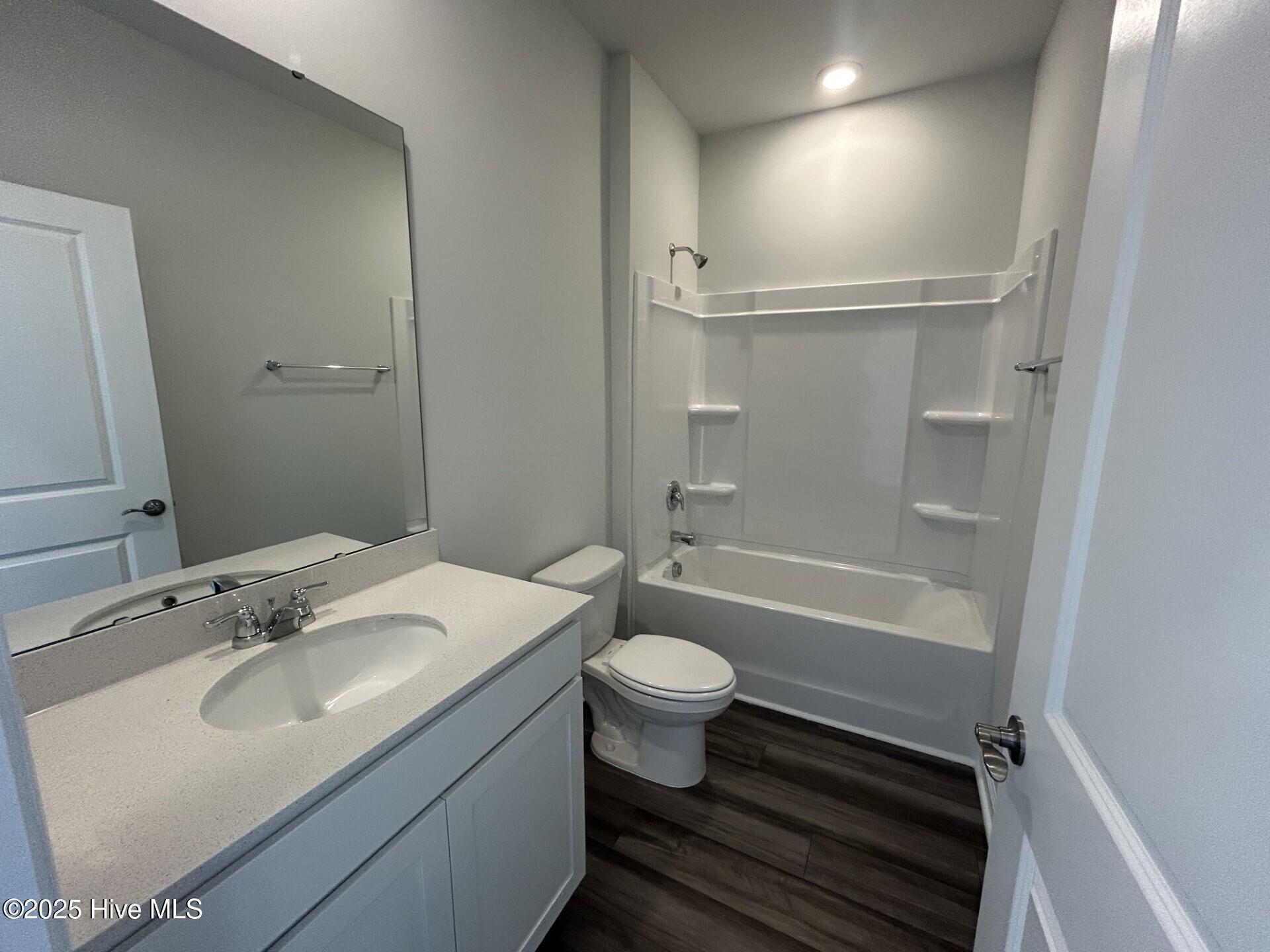 100513177 | Photo 19