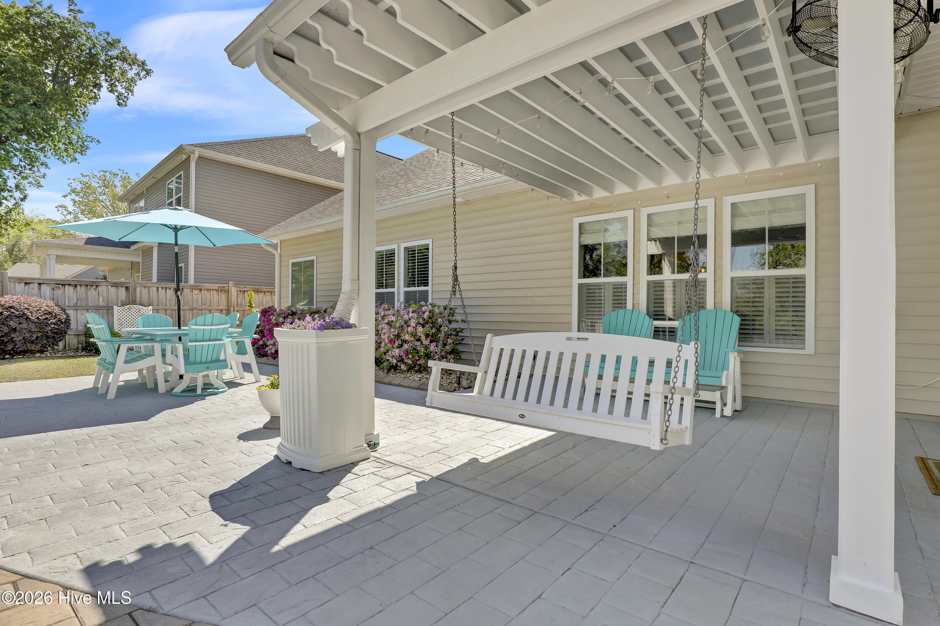 100567607 | Photo 36