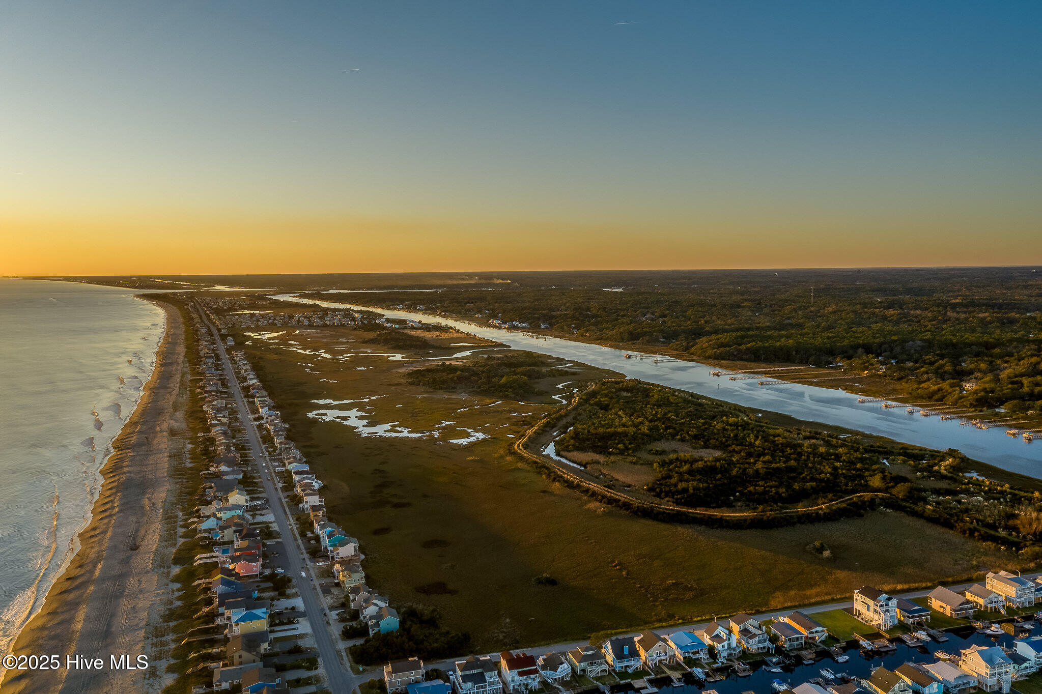 100501532 | Photo 24