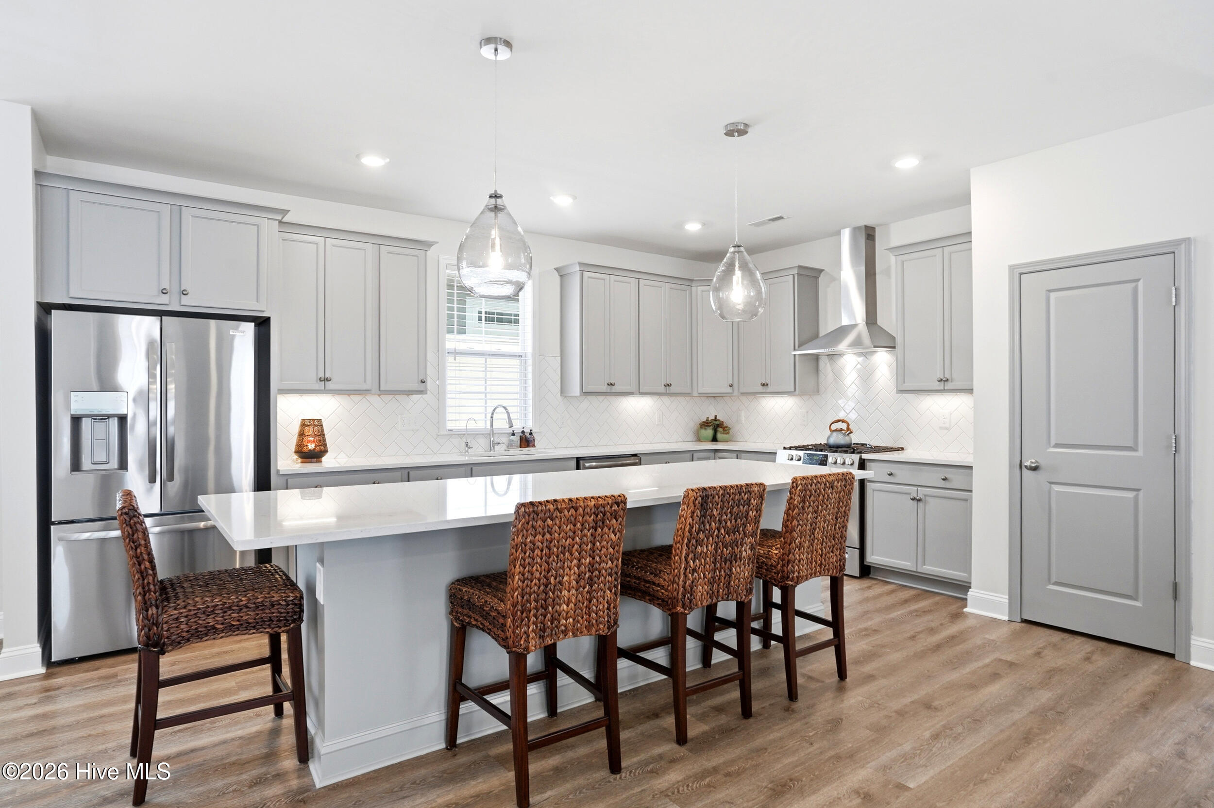 100569050 | Photo 27