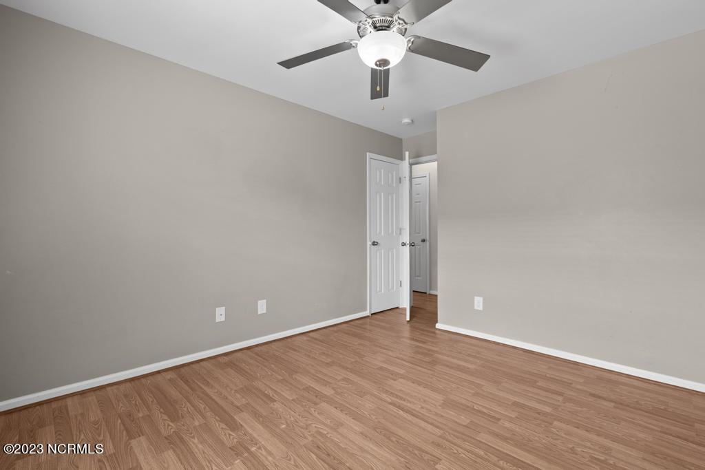 100557741 | Photo 13