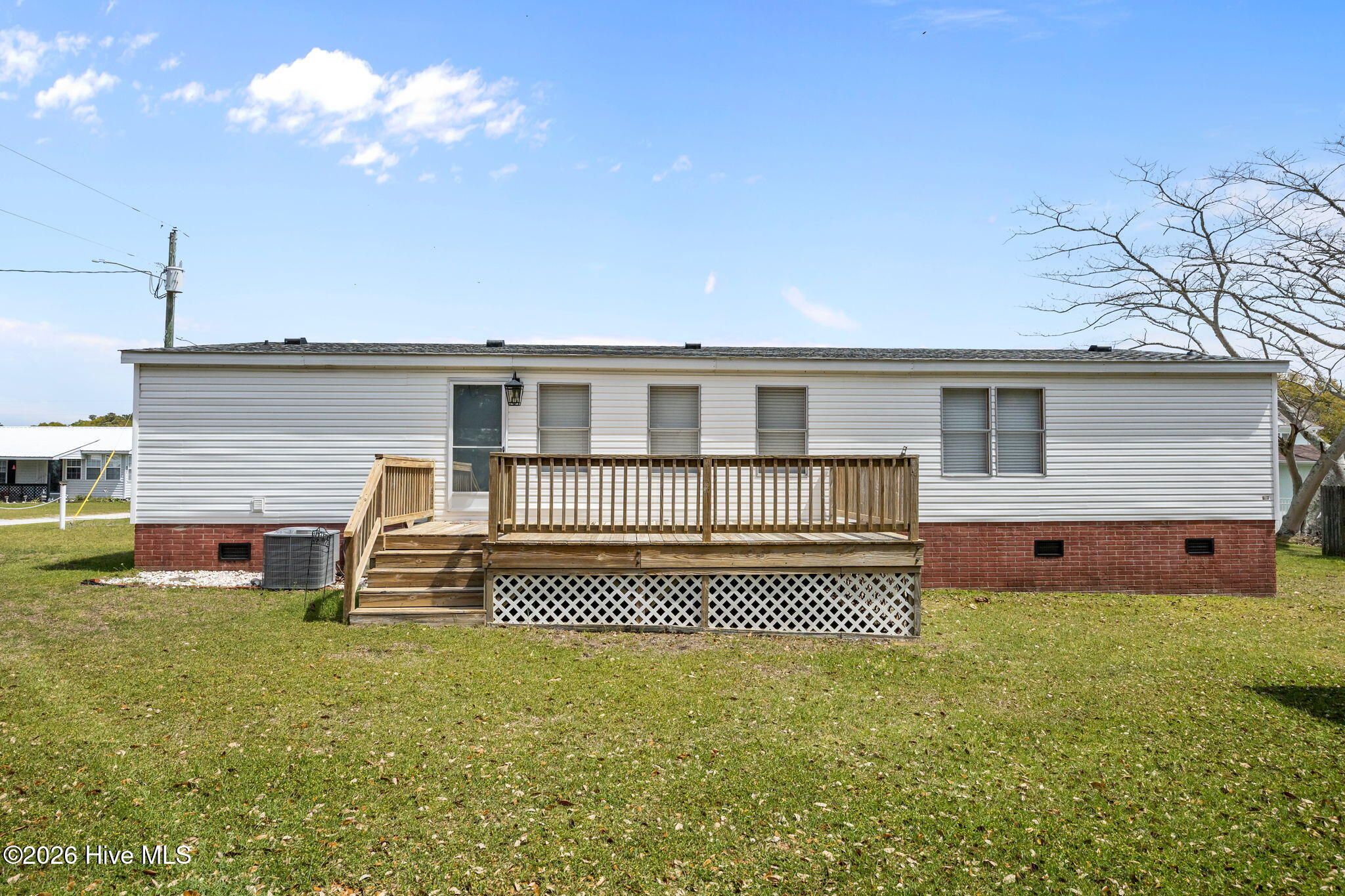 100566757 | Photo 49