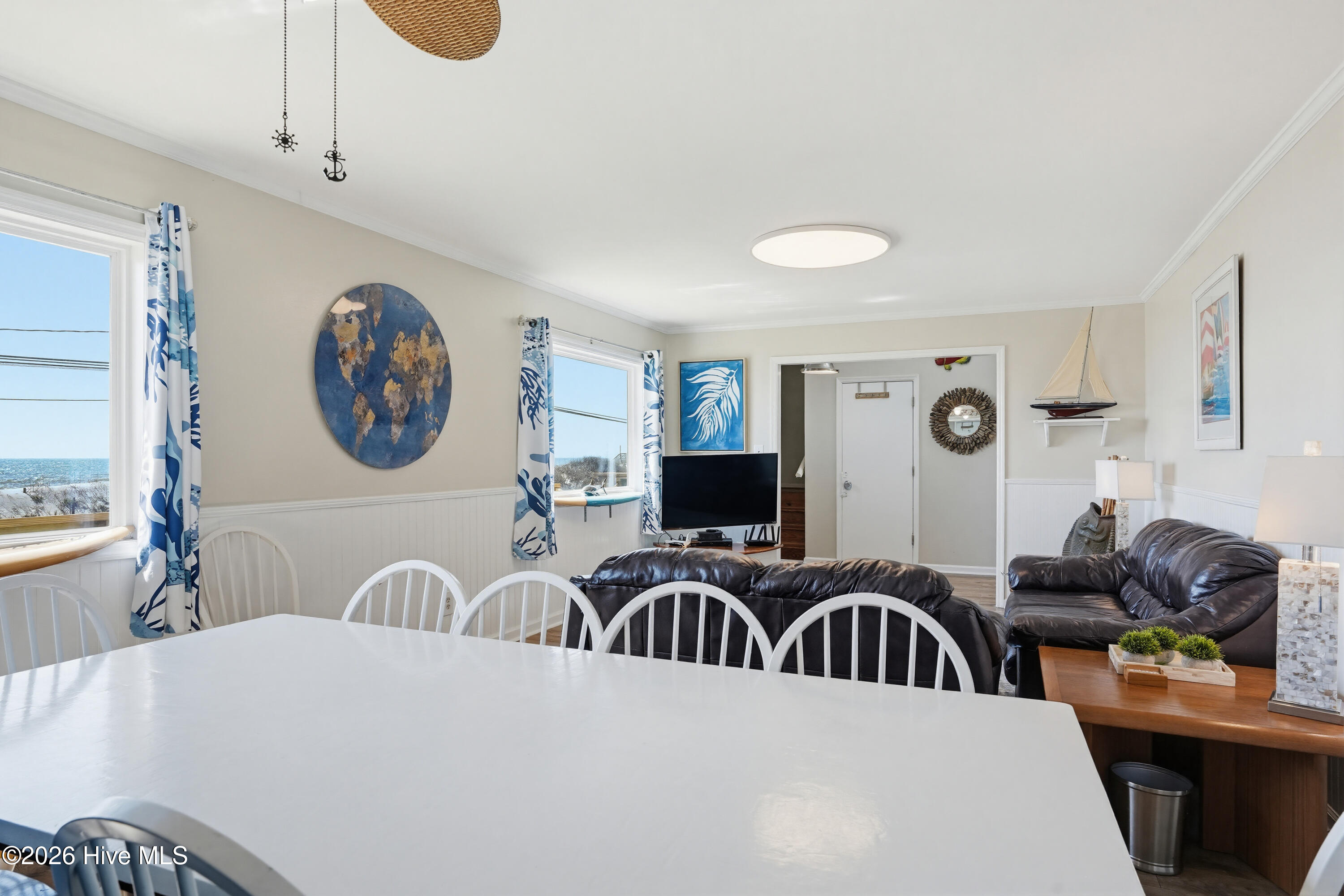 100550124 | Photo 27