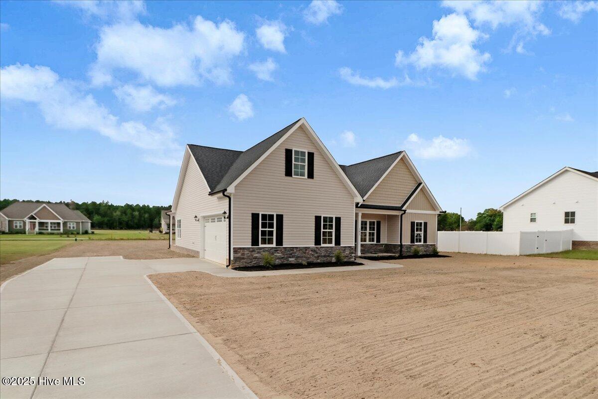 Homes for sale in Pikeville, NC | 102 Chester Pl, Pikeville, NC 27863 | MLS# 100519417