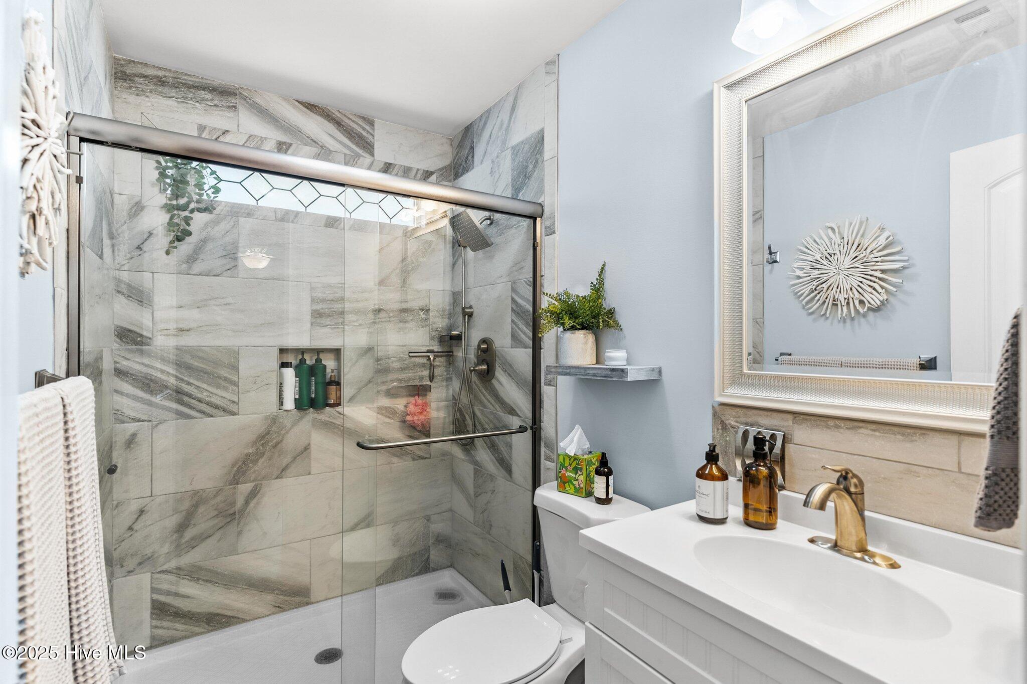 100514497 | Photo 26