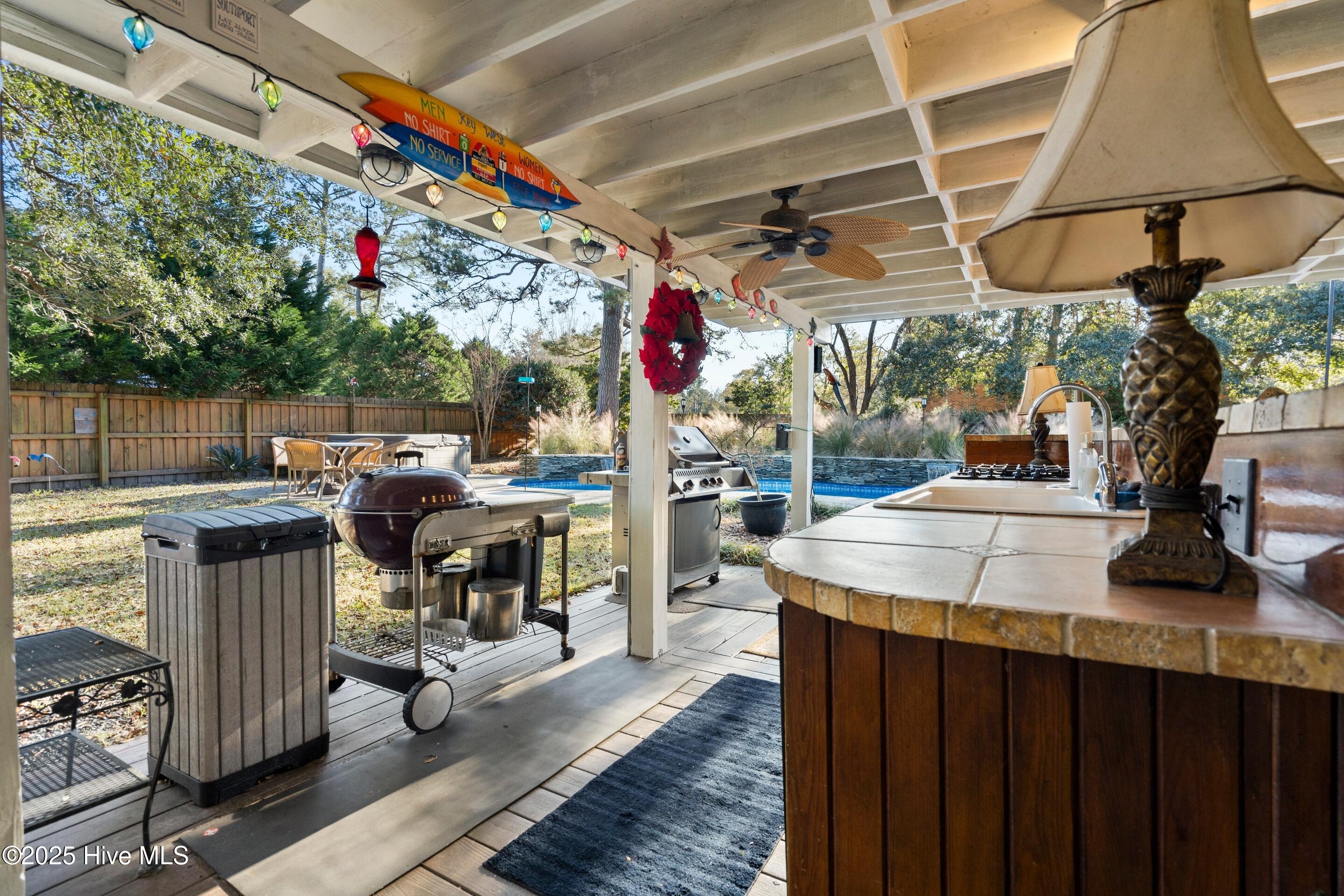 100545026 | Photo 38