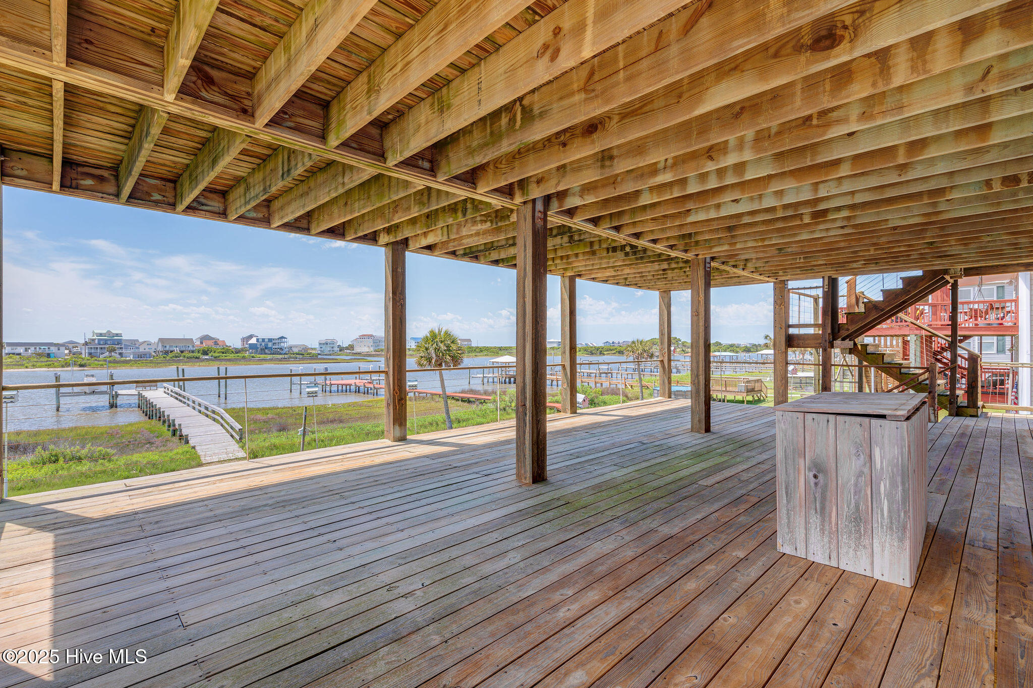 100505826 | Photo 29