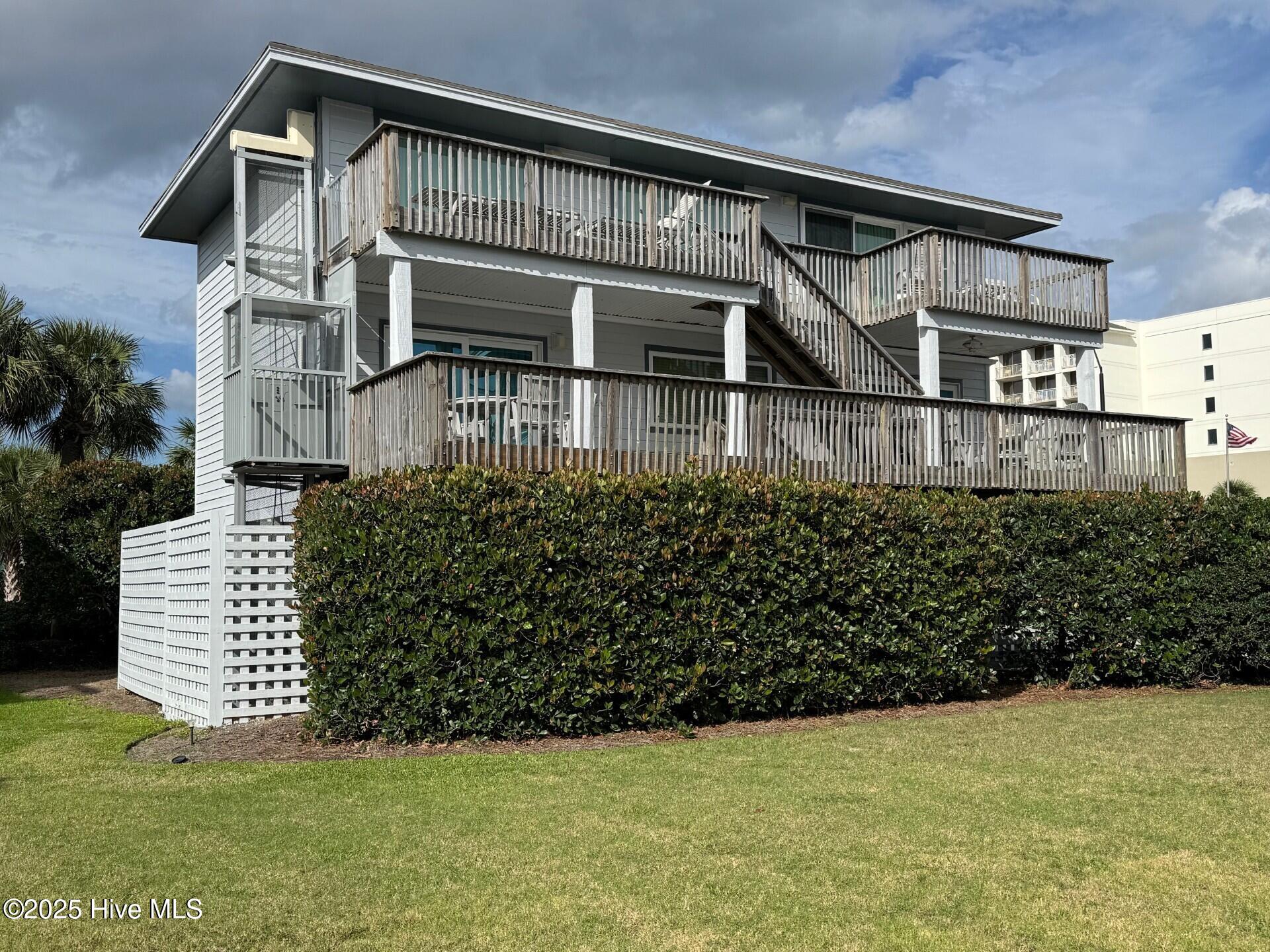 100536817 | Photo 21