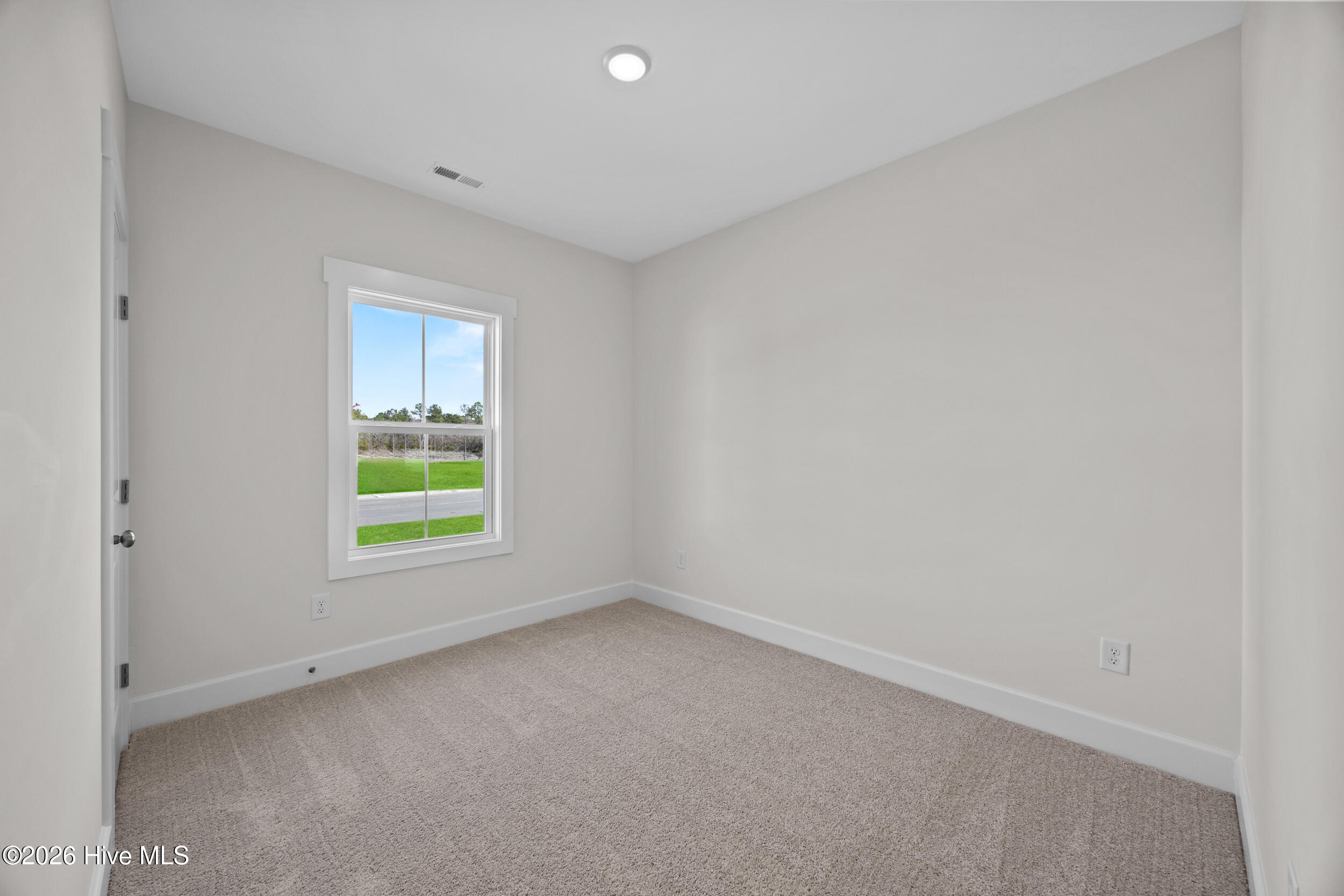 100547264 | Photo 17