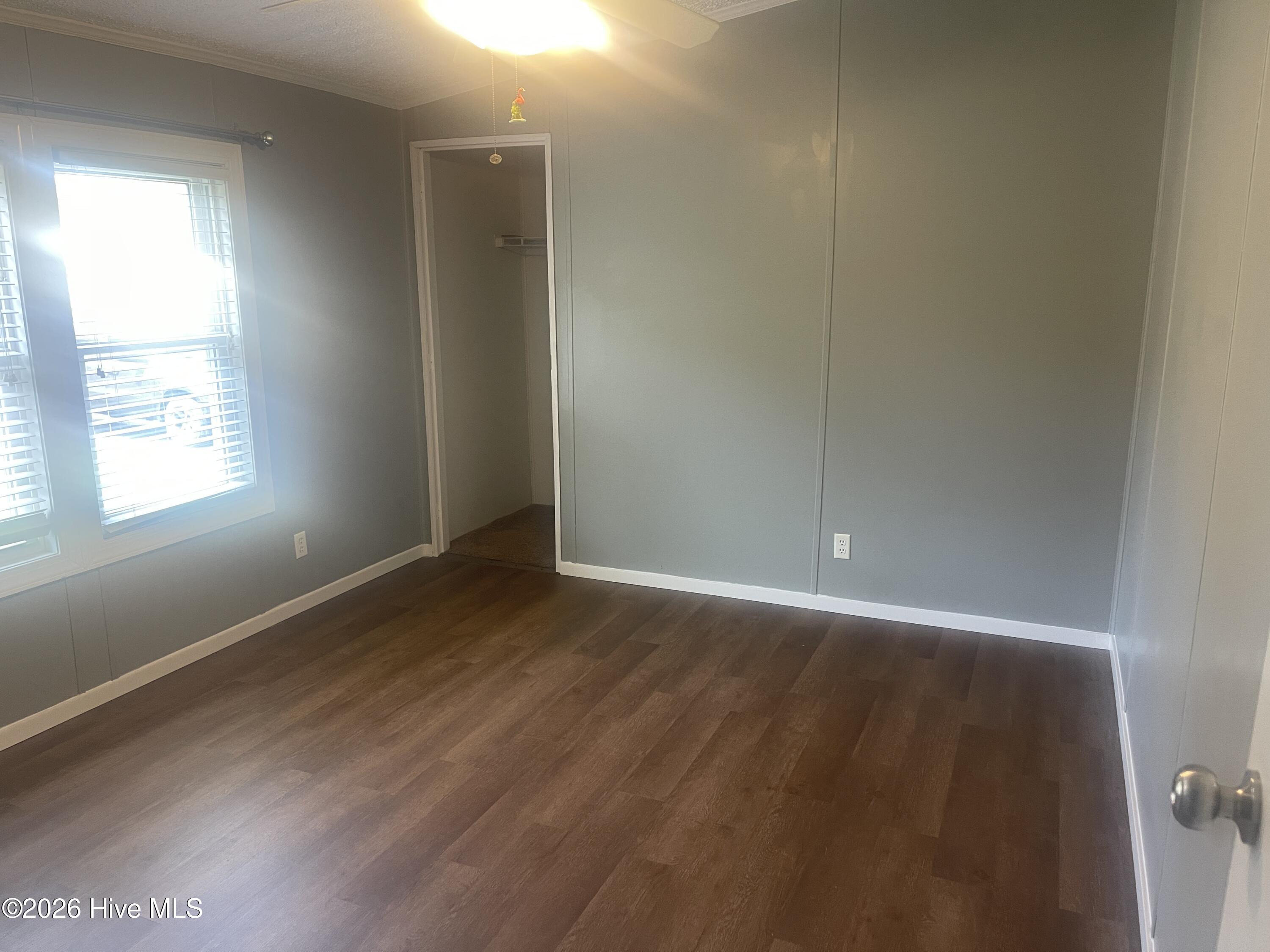 100562233 | Photo 10