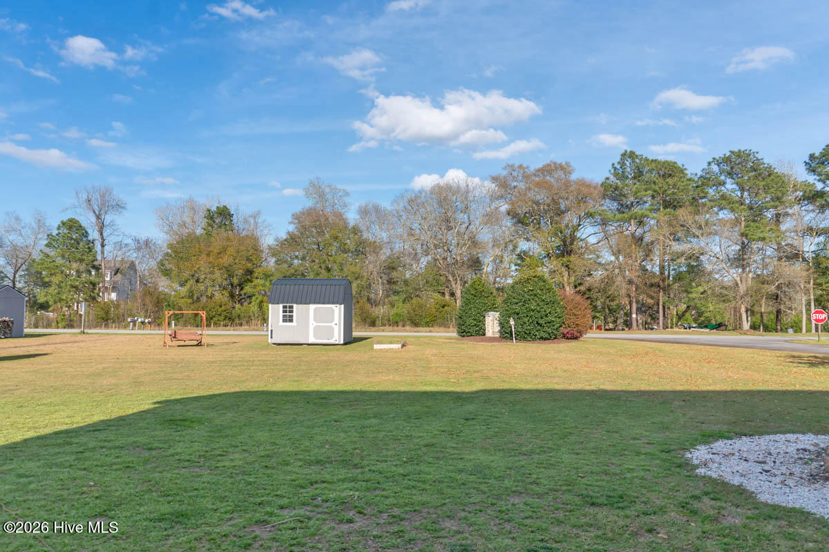 100562349 | Photo 31