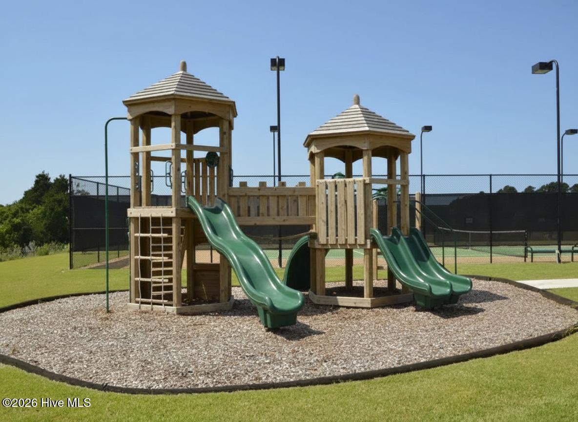 100560600 | Photo 22