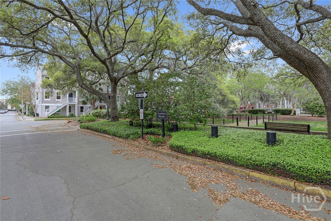 Photo 4 of Townhouse for sale at 231 Houston St, Savannah, GA 31401 | MLS# SA357987 | Listing updated on 2026-09-13