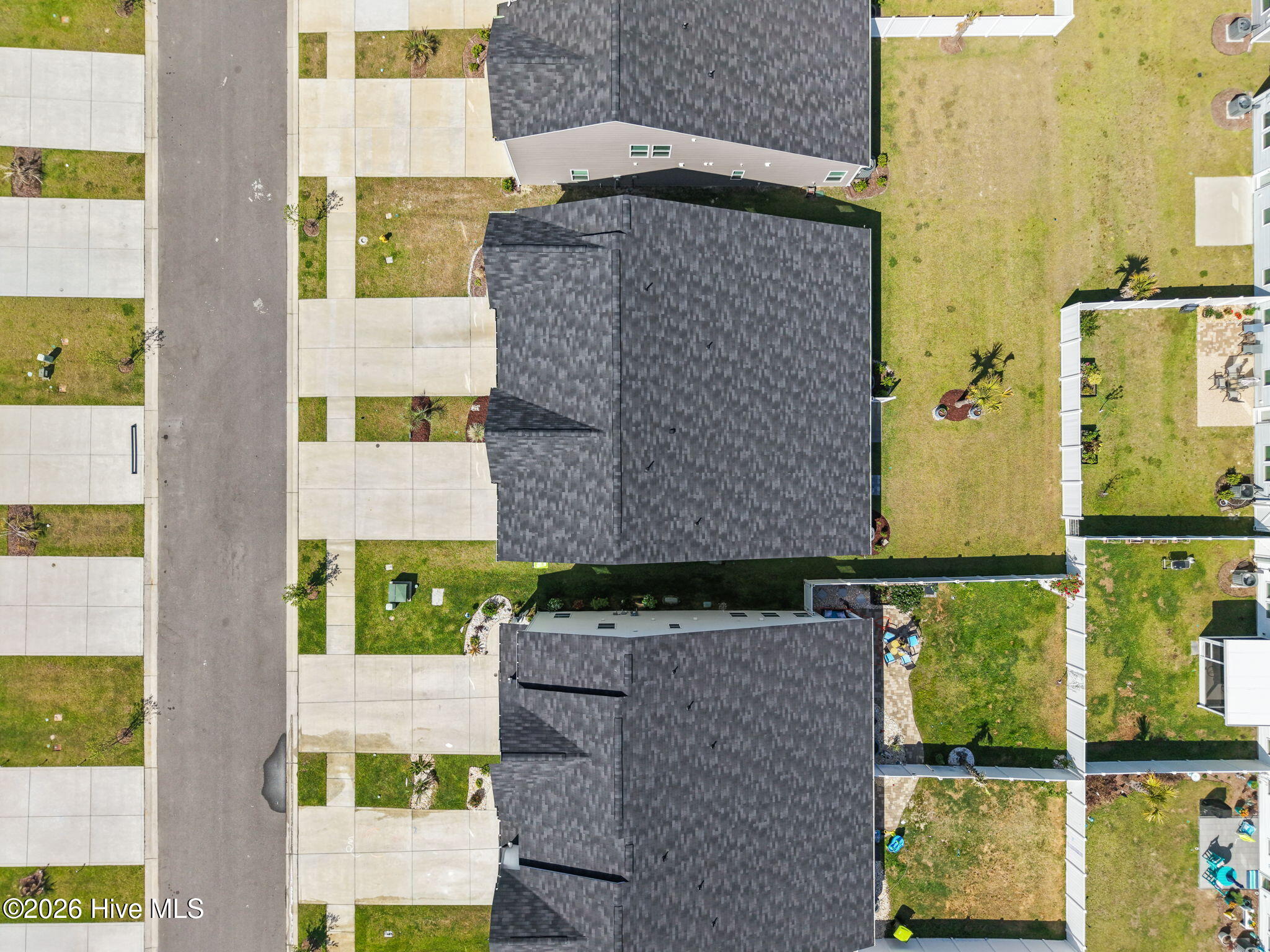 100567065 | Photo 47