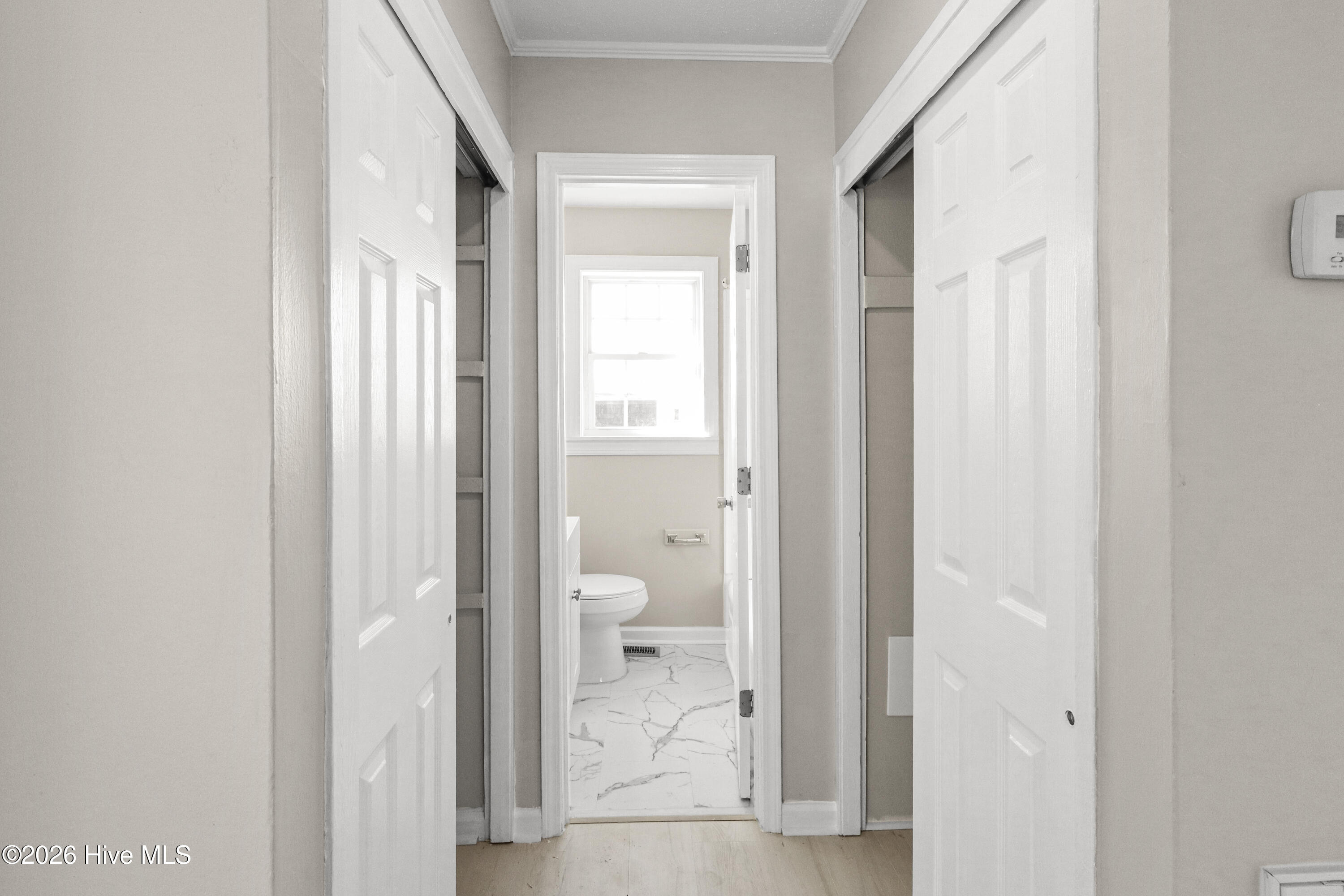 100563835 | Photo 31