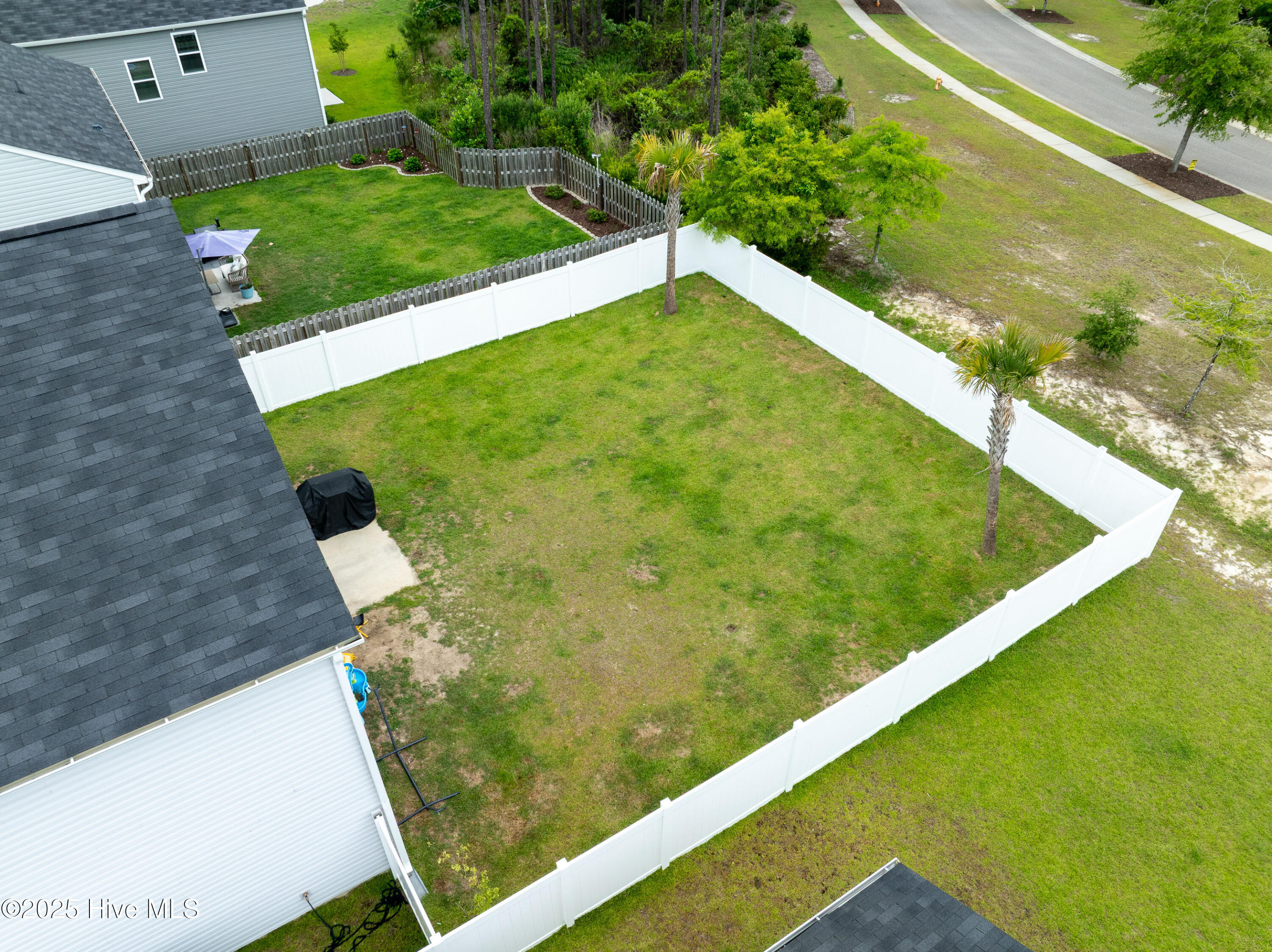 100510114 | Photo 30