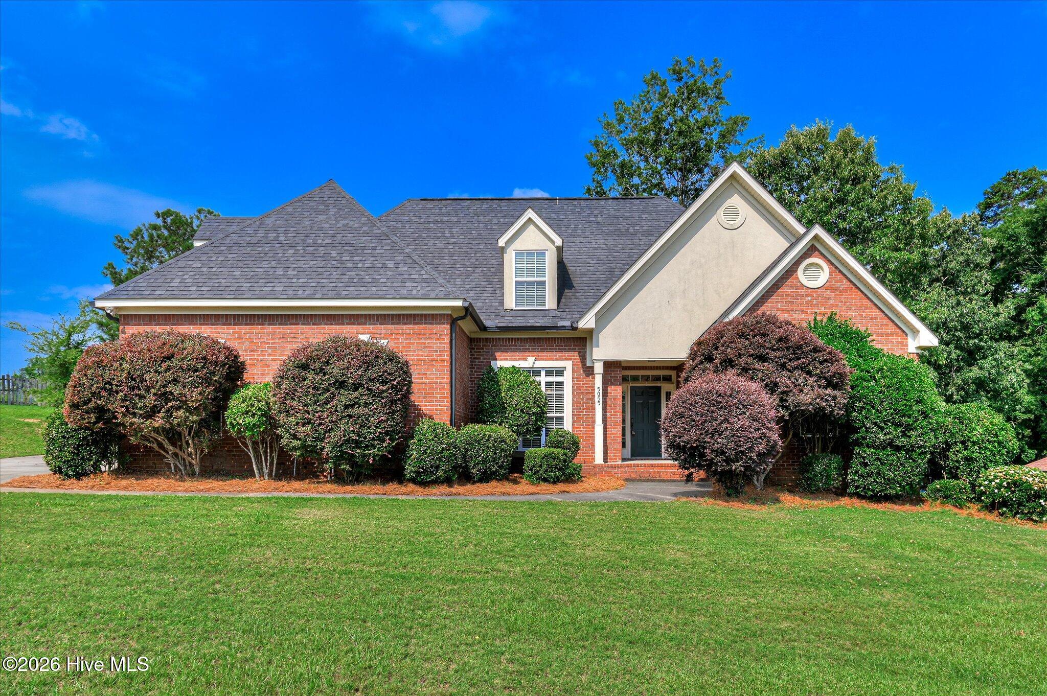 Featured Listings Featured Listings