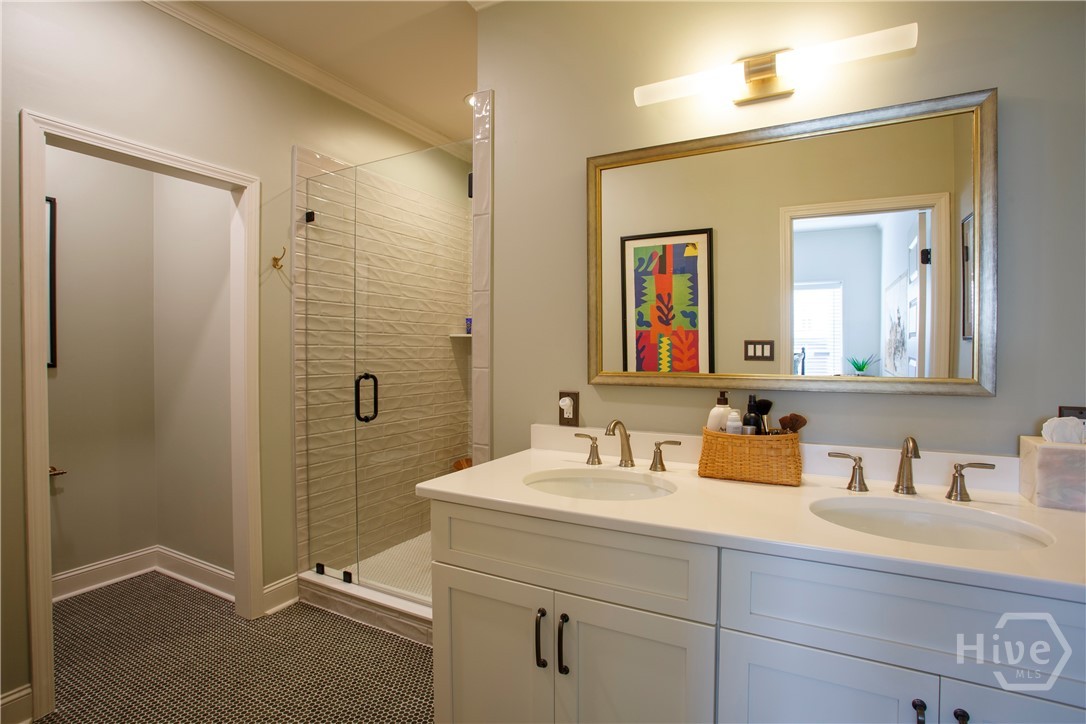 919 E Waldburg Street, Savannah, GA 31401 Listing Photo  17