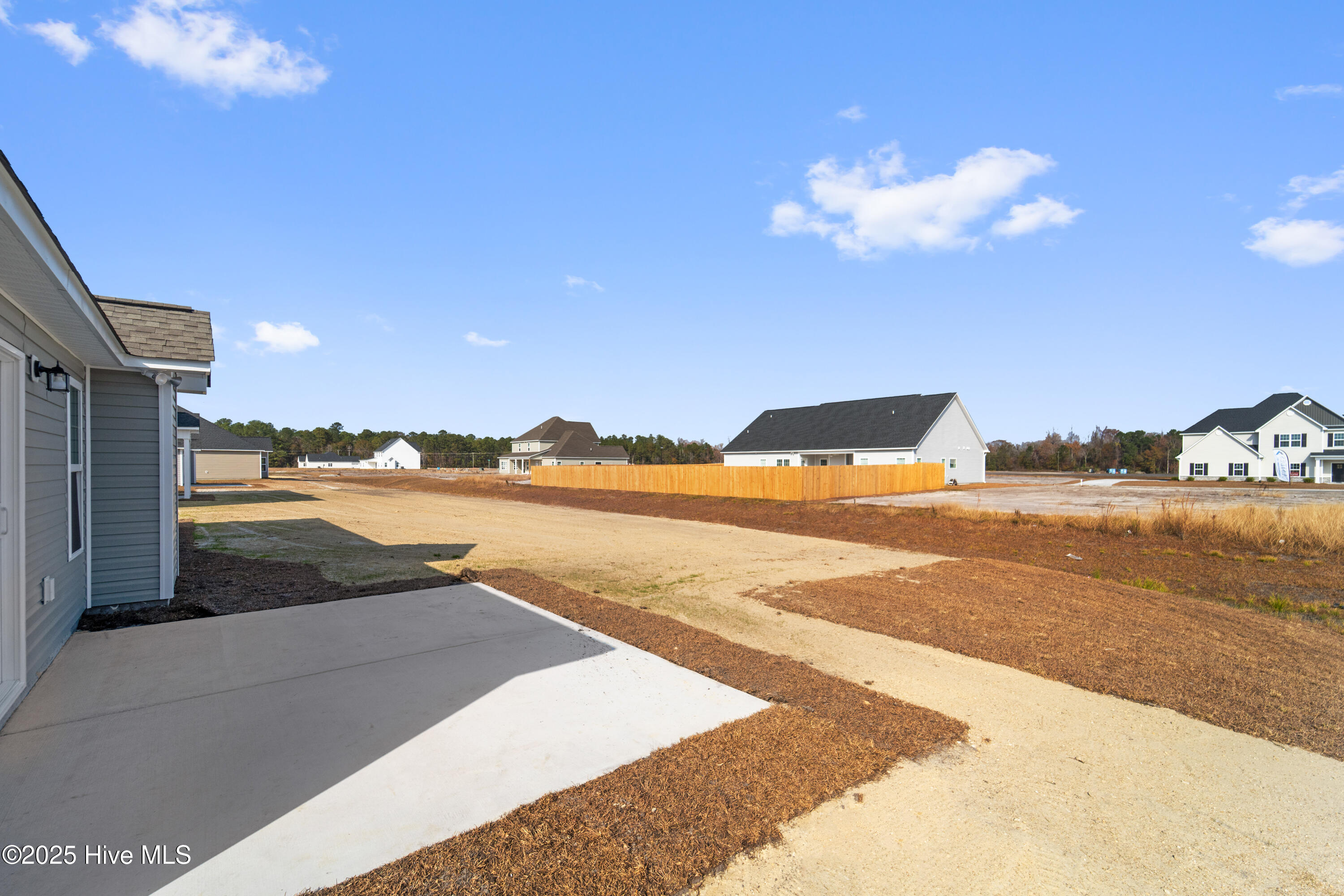 100519944 | Photo 28