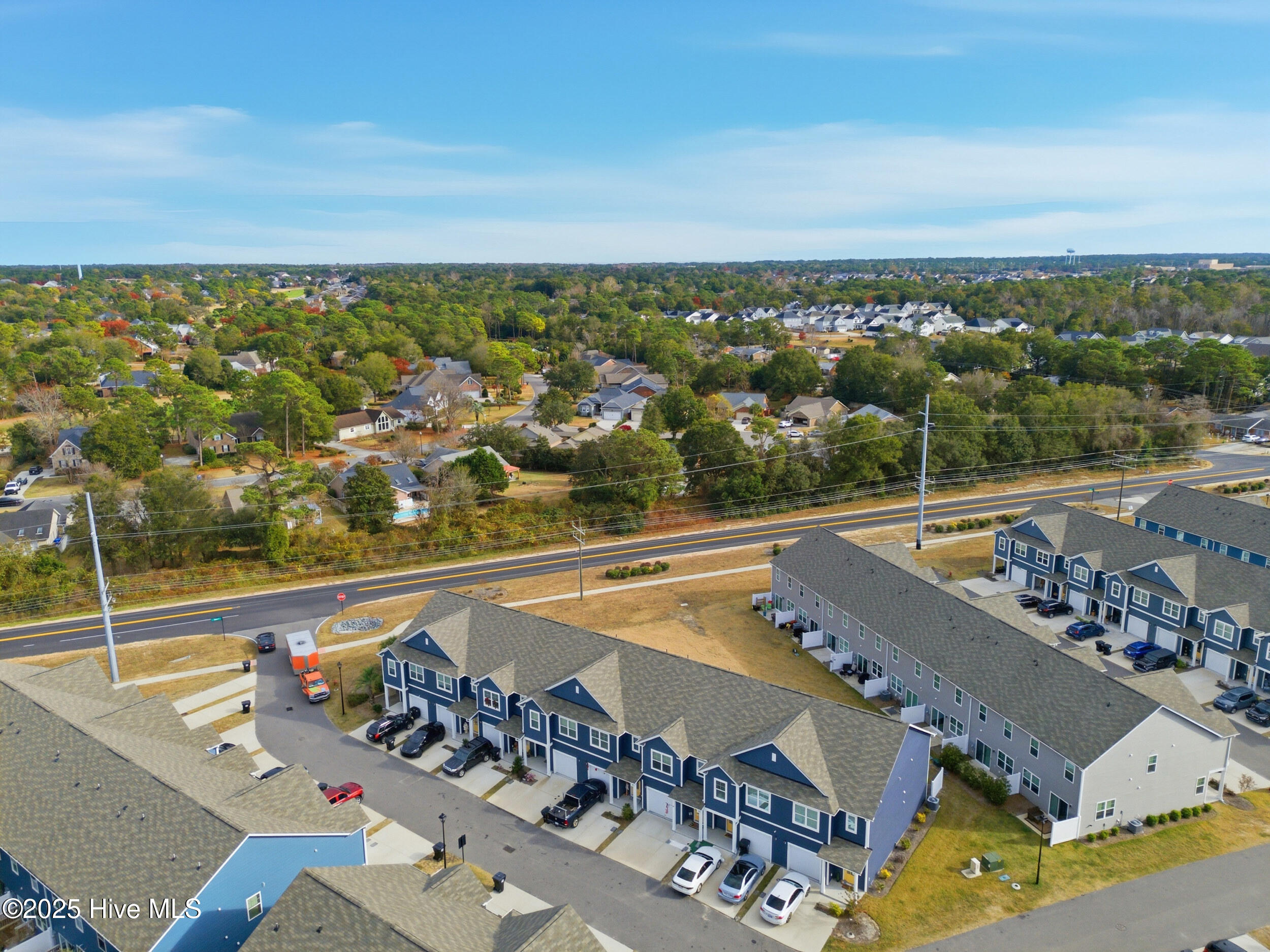 100544145 | Photo 40