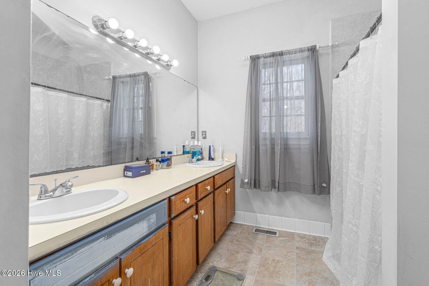 022-109SouthApplewoodCourt-RockyMount-NC