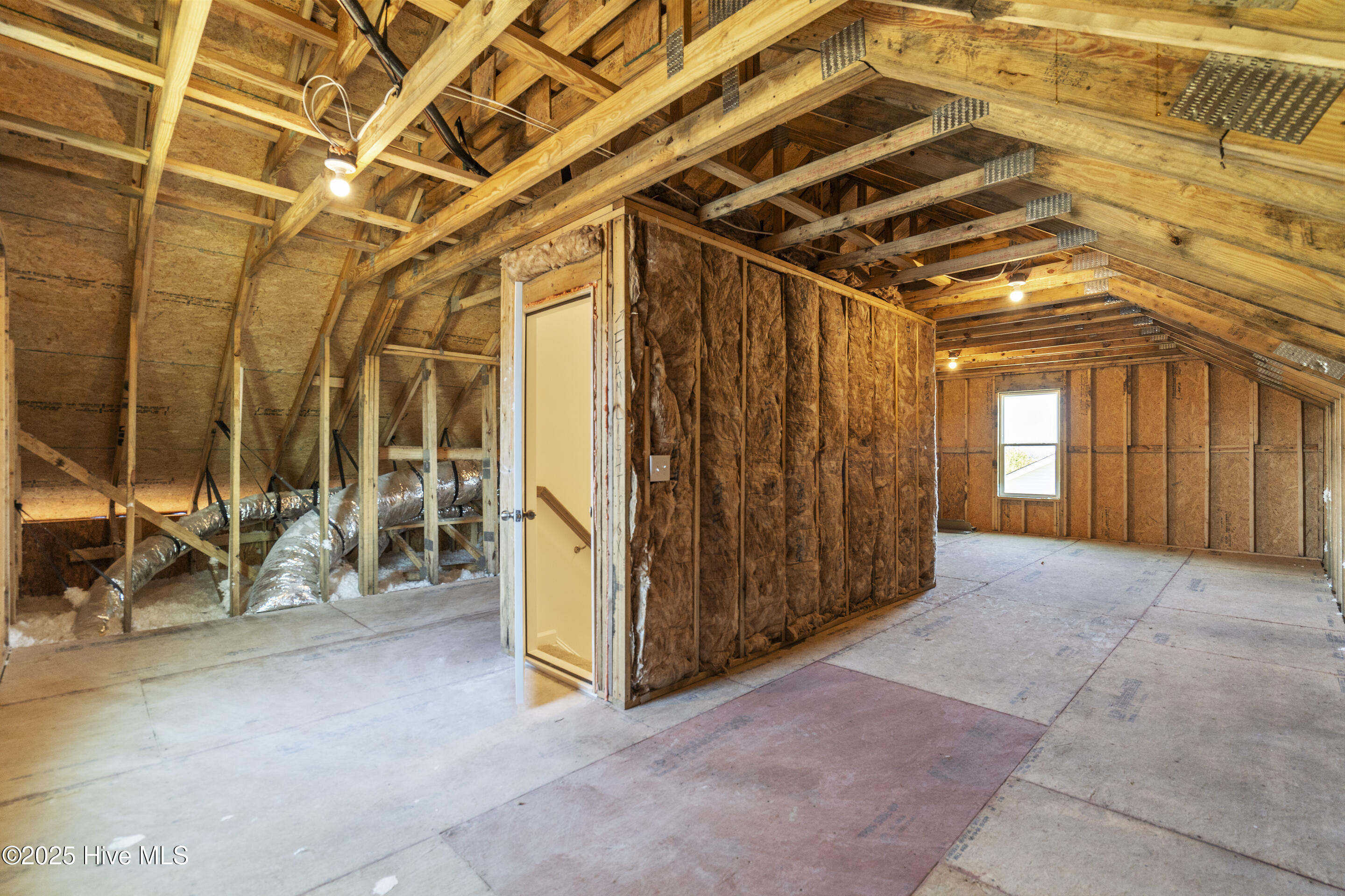 100486193 | Photo 40