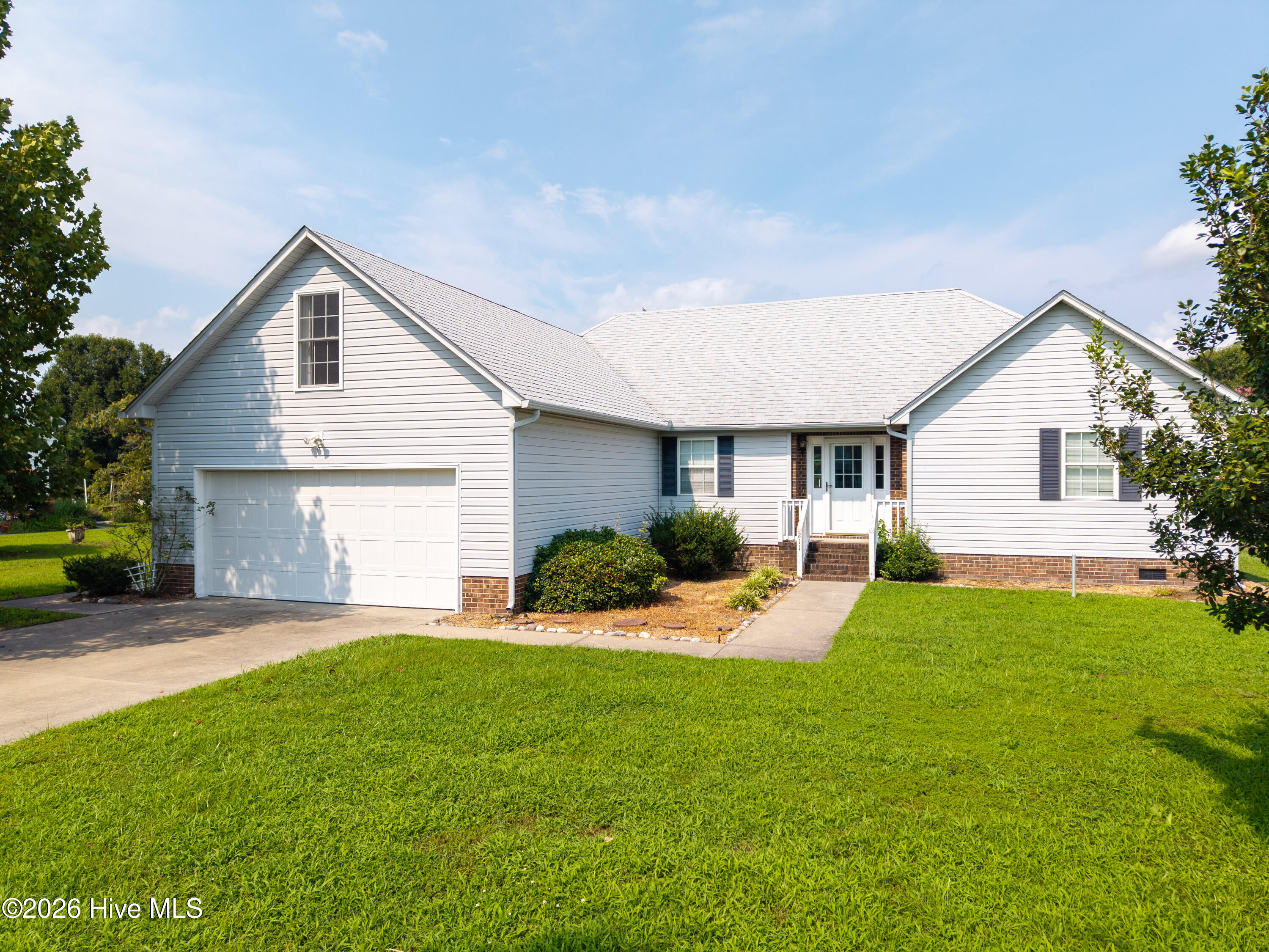 Photo 2 of Single family home for sale at 211 Smith Dr, Camden, NC 27921 | MLS# 100595907 | Listing updated on 2026-09-04