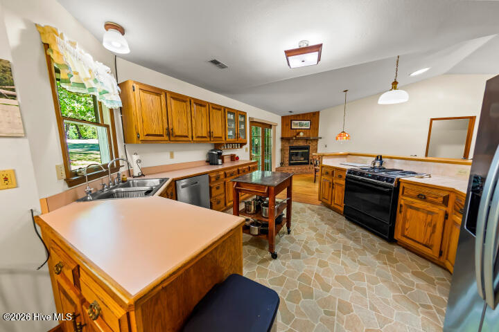 519 Country Club Drive W,Arapahoe