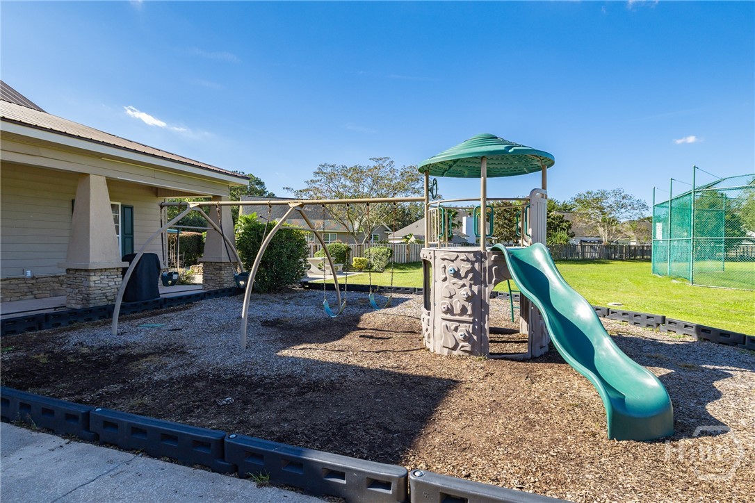 Homes for sale in Bloomingdale, GA | 104 Sandstone Dr, Bloomingdale, GA 31302 | MLS# SA344082