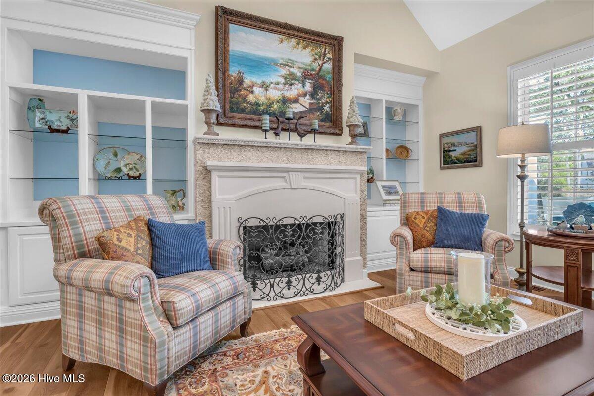 100567087 | Photo 19