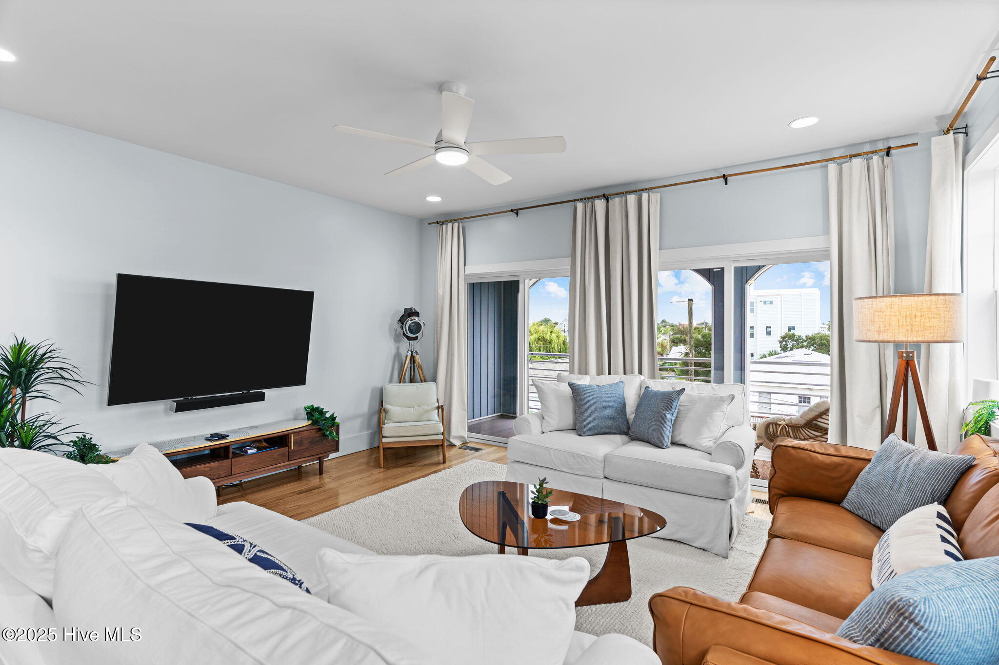 100494725 | Photo 13