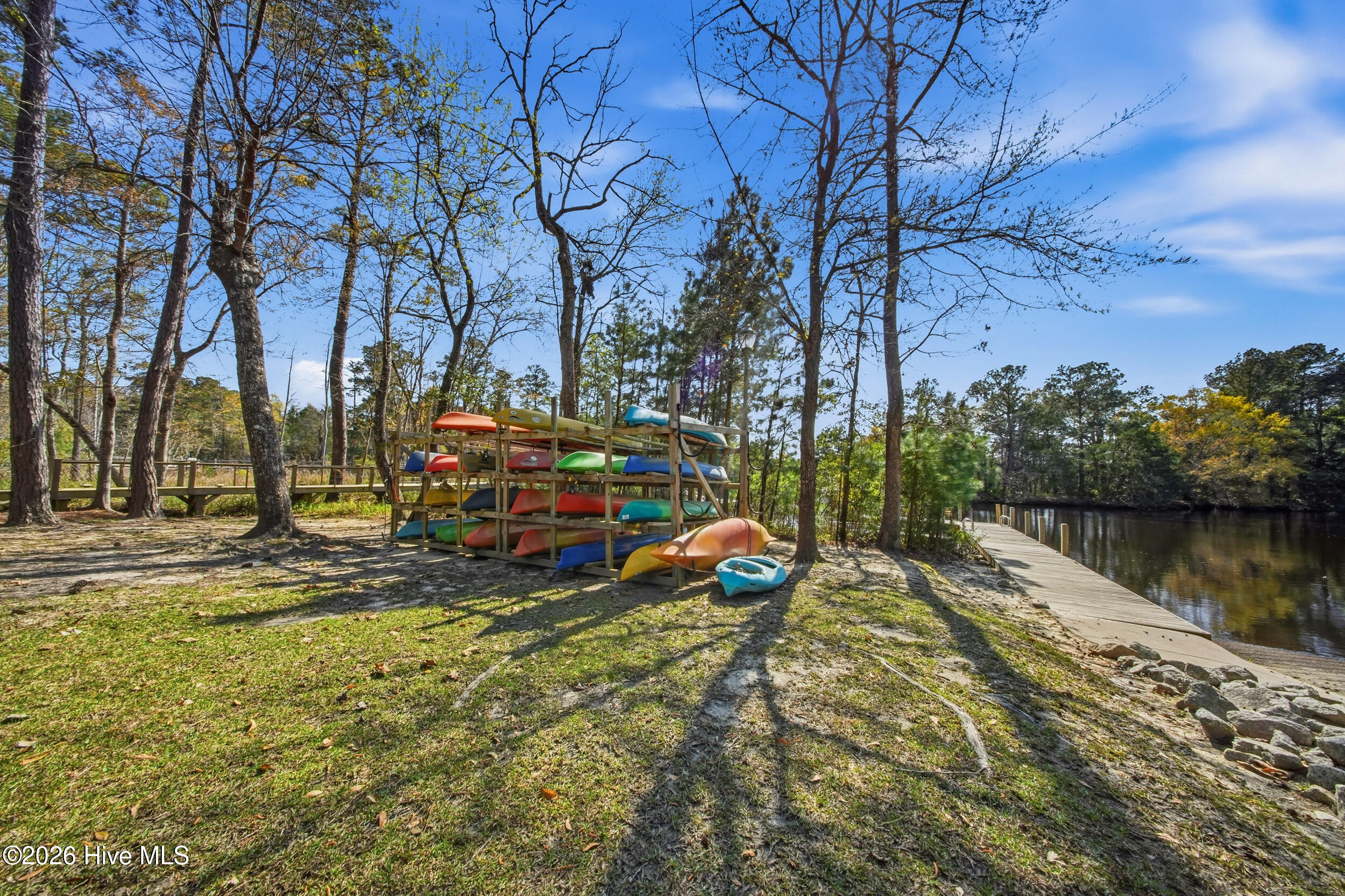 100563980 | Photo 87