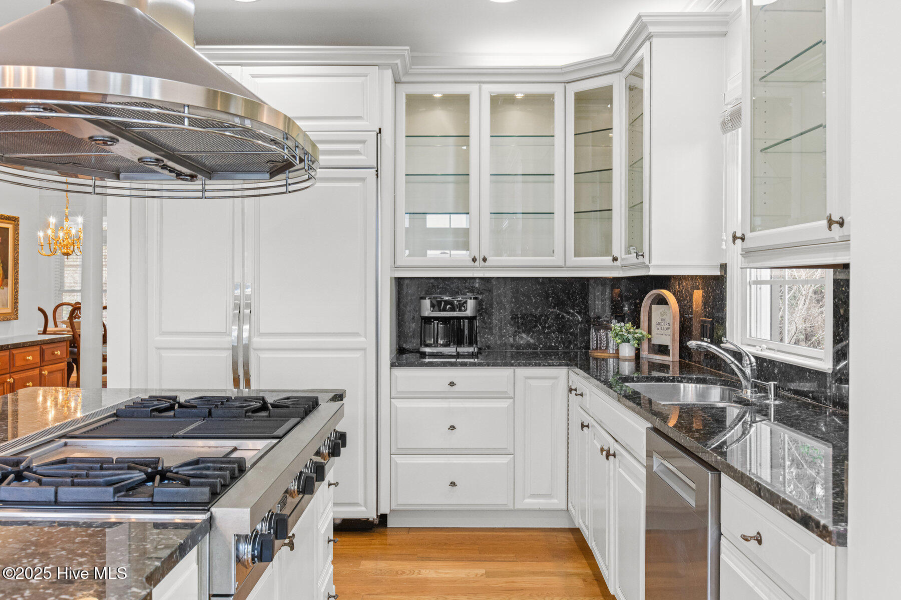 100544952 | Photo 19