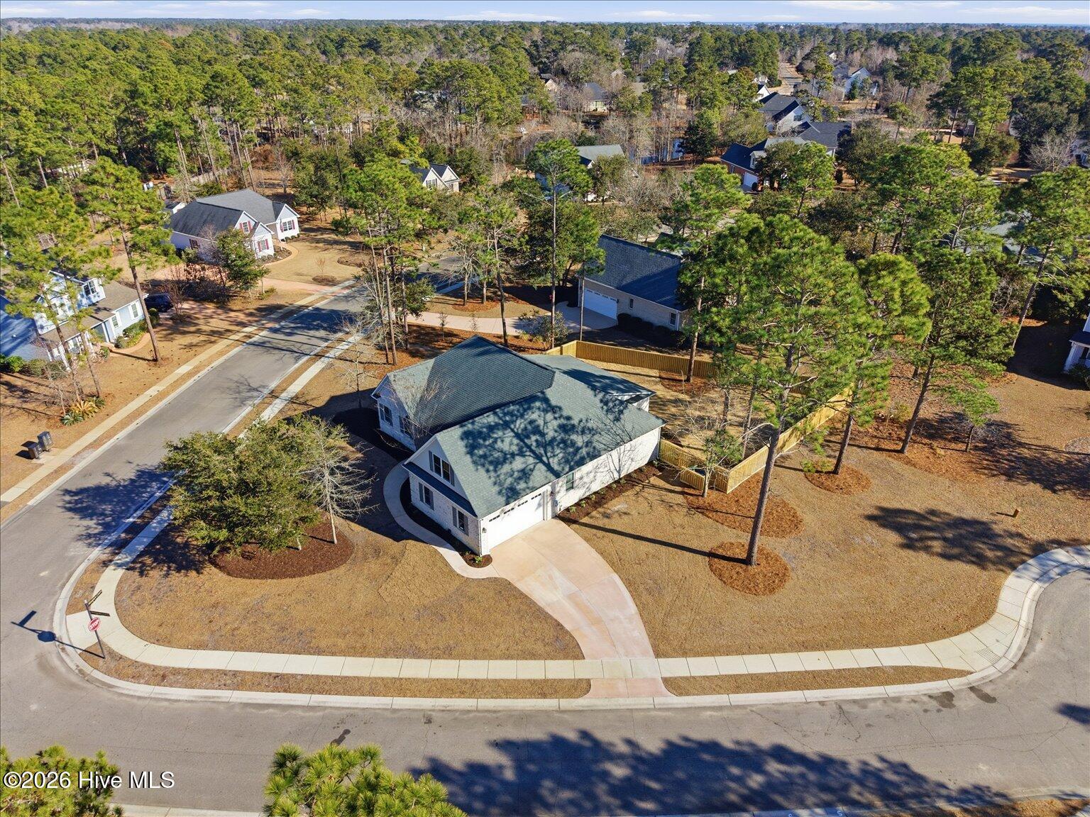 100550413 | Photo 29