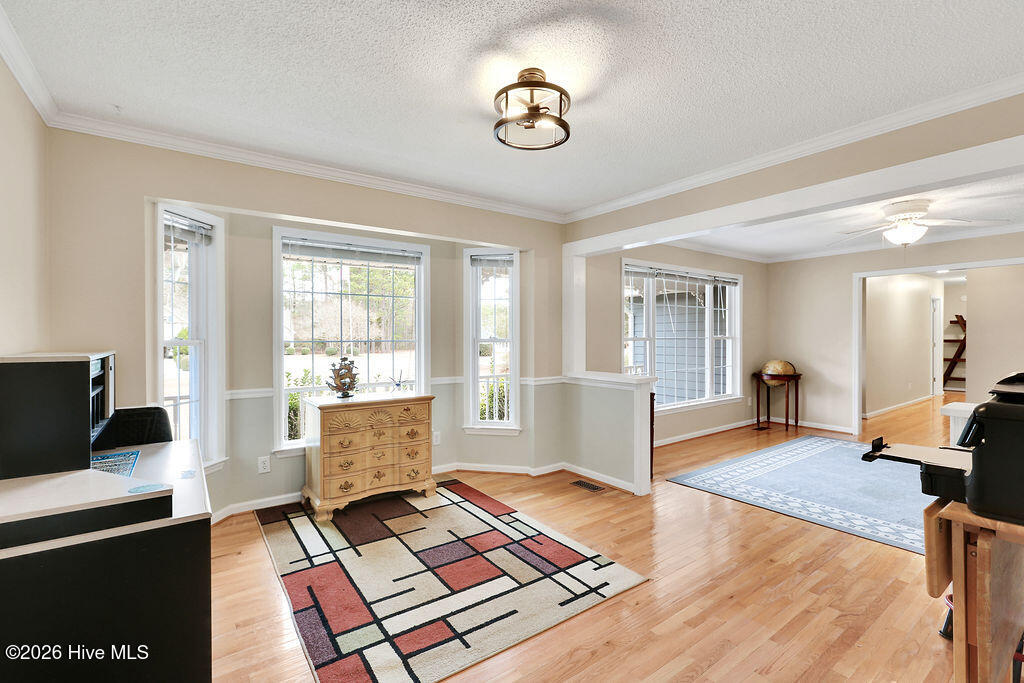 100551760 | Photo 15