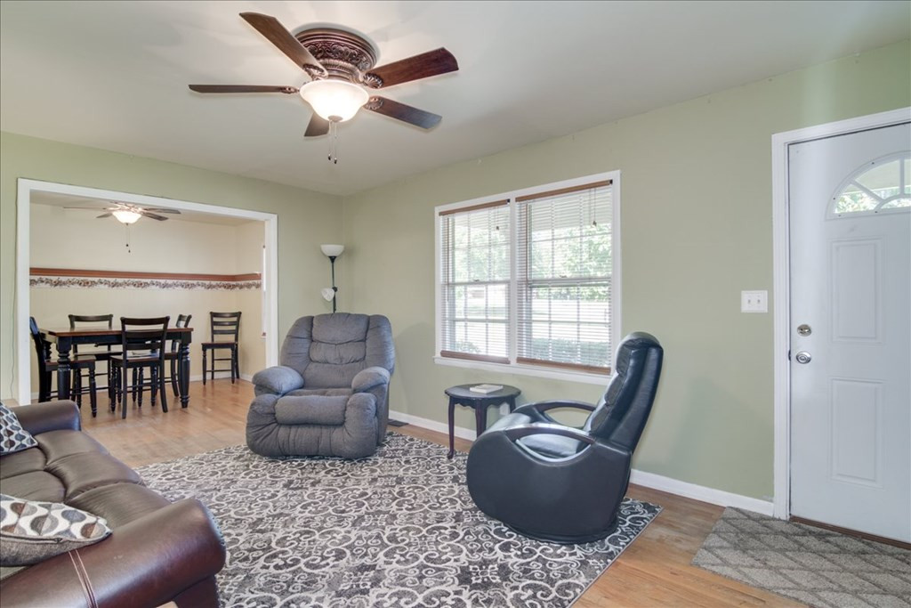 550 Gary Glen Drive, Martinez, GA 30907 Listing Photo  6