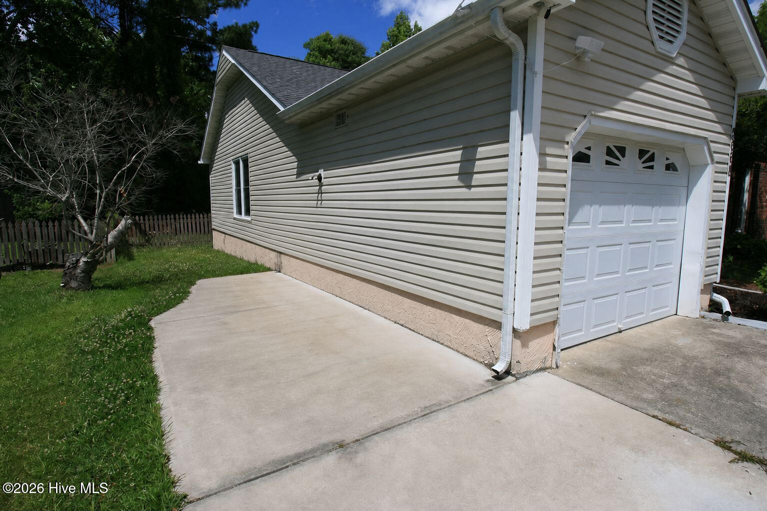2668 Idlebrook Circle,Midway Park