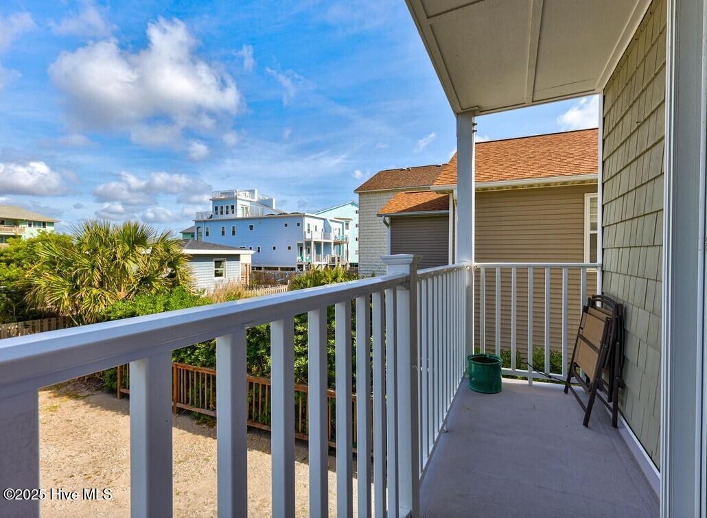 100543510 | Photo 24