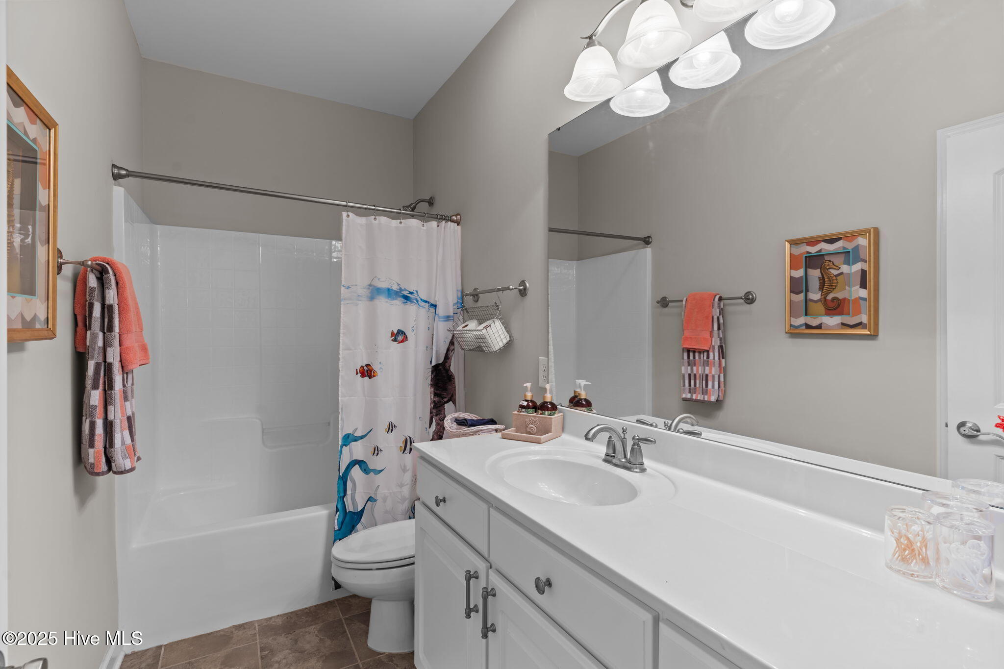 100540381 | Photo 26