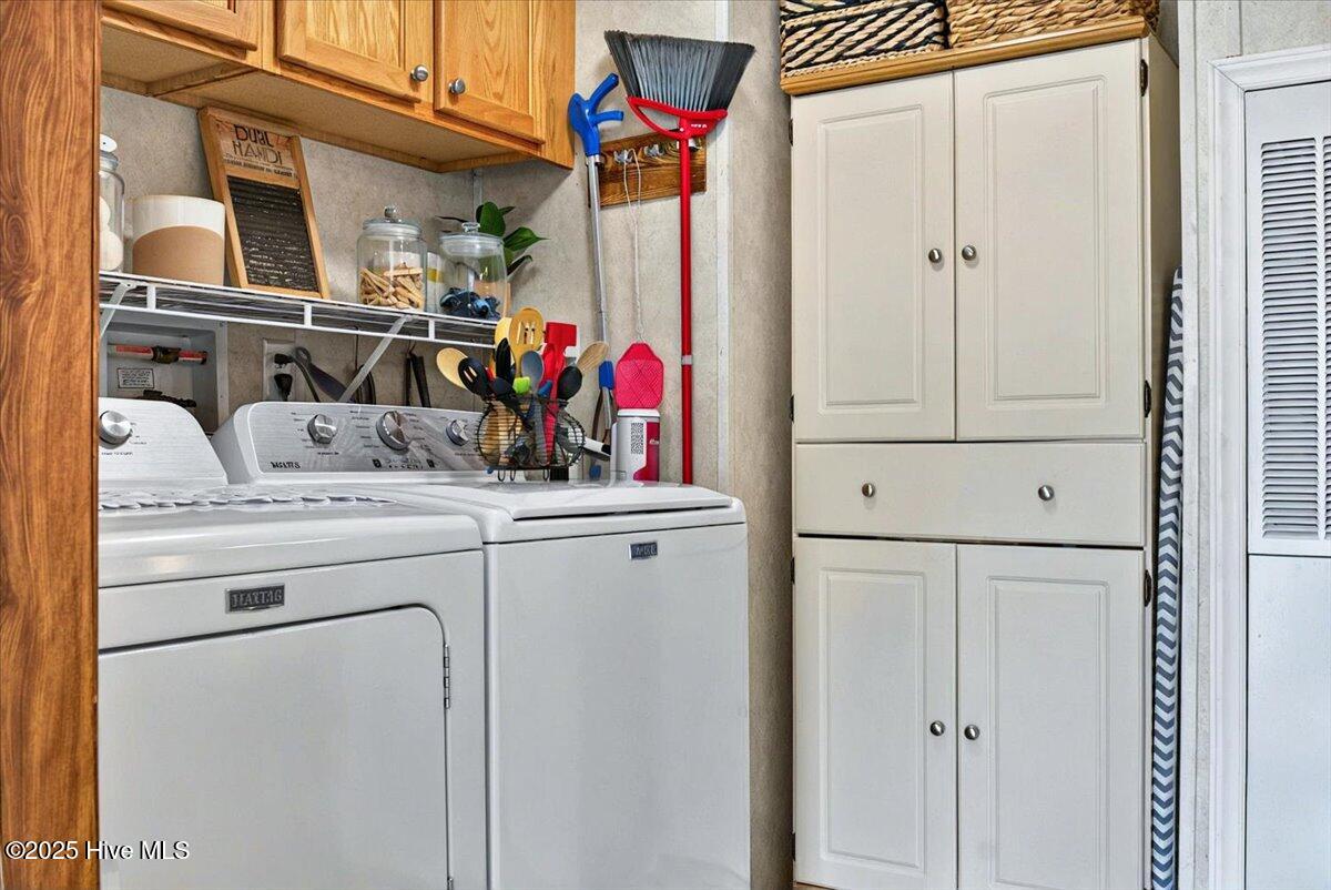 100555131 | Photo 30